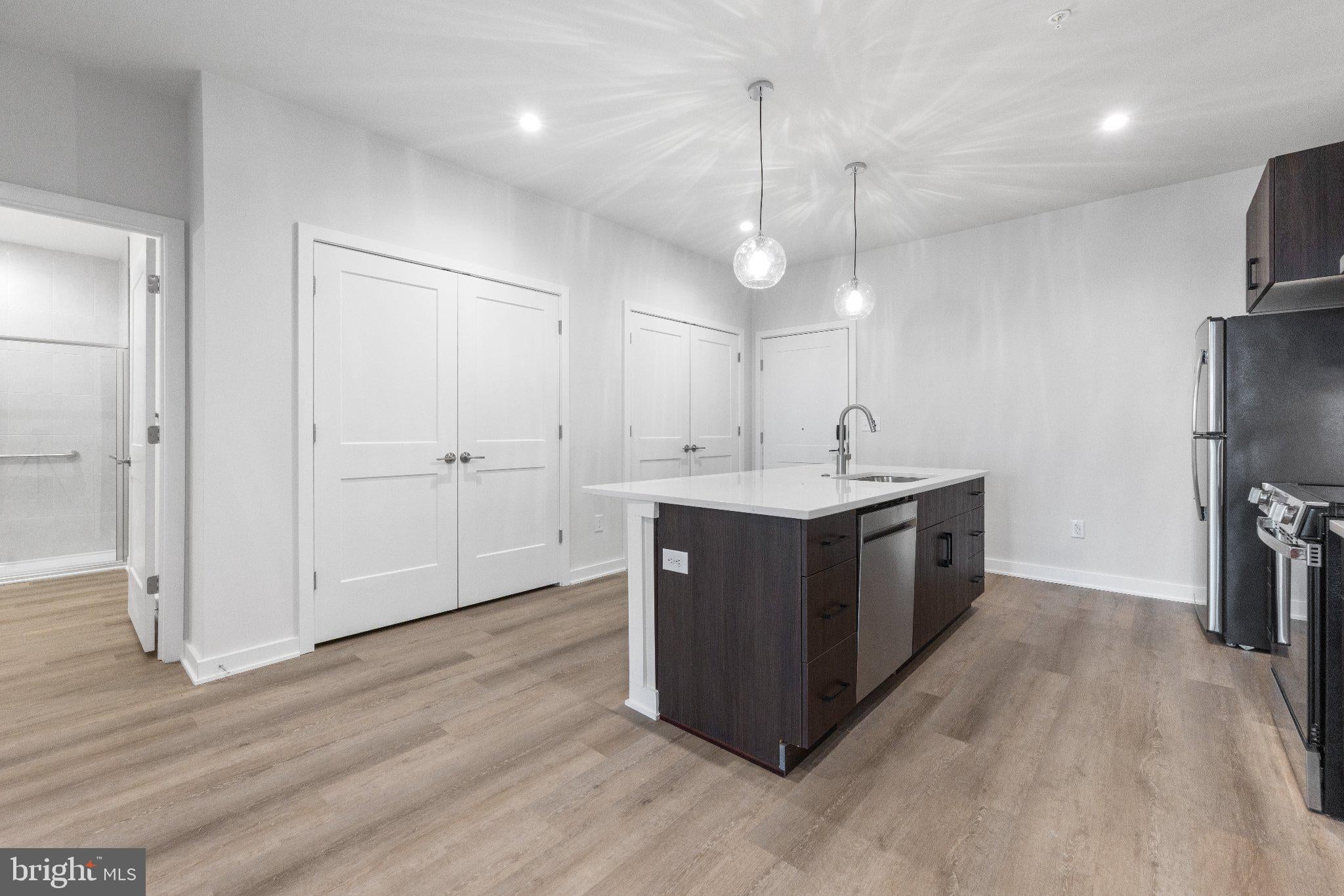 26 S YORK ROAD 205