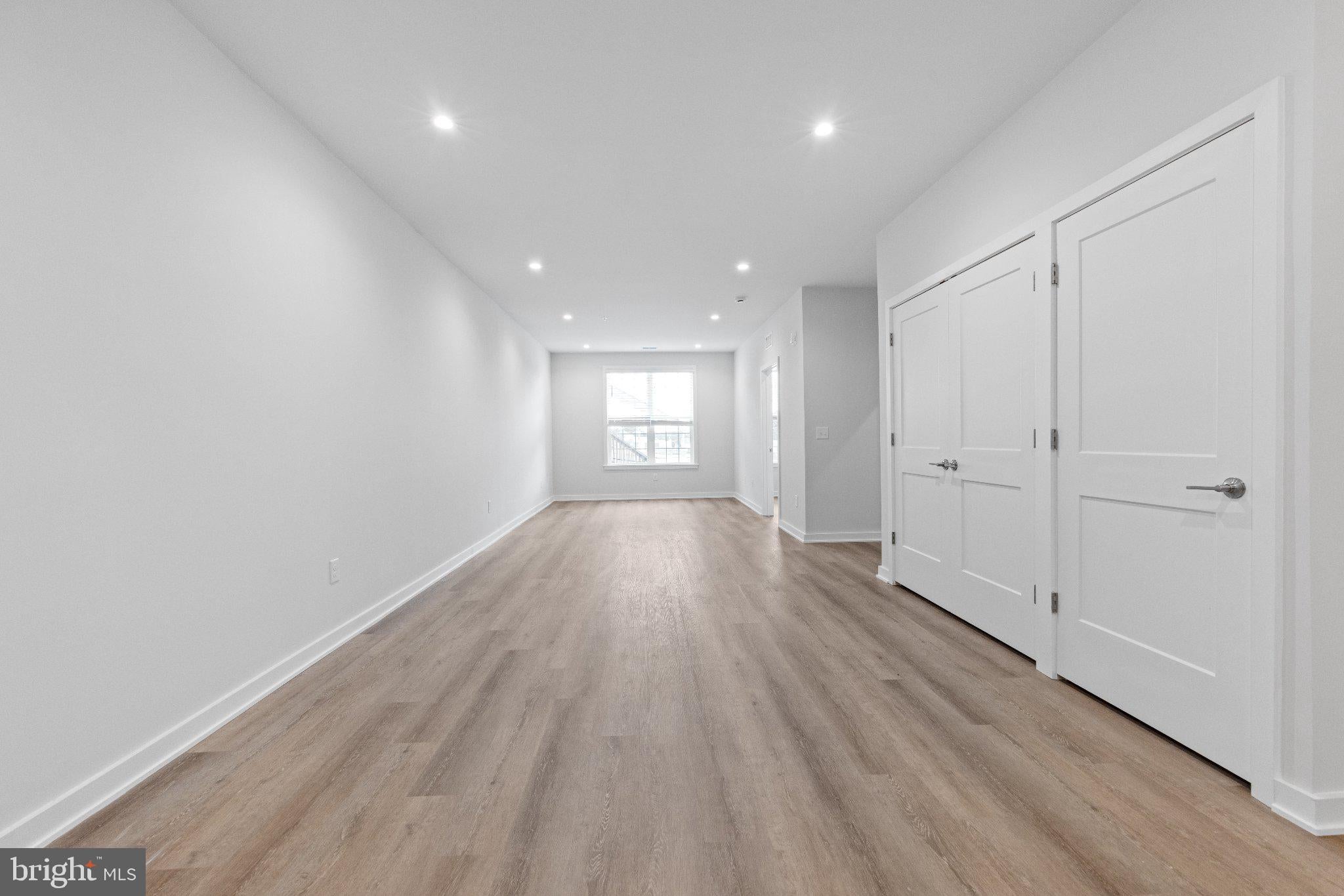 26 S YORK ROAD 205
