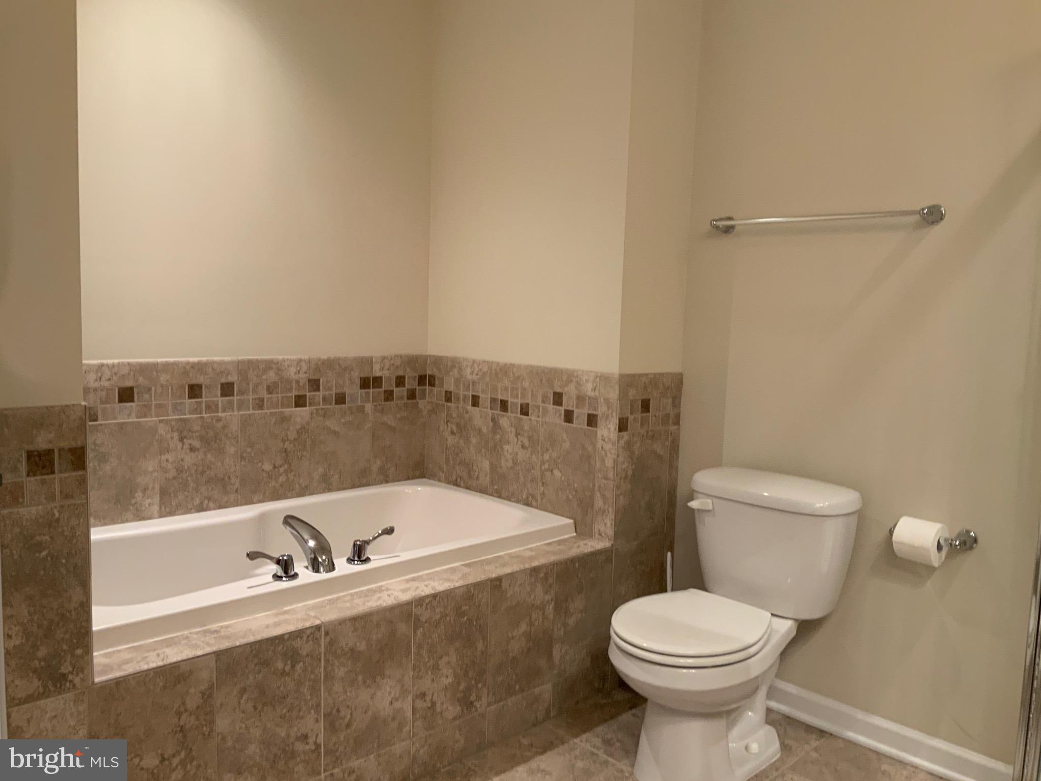 RIVERSIDE VILLAGES - Residential Lease