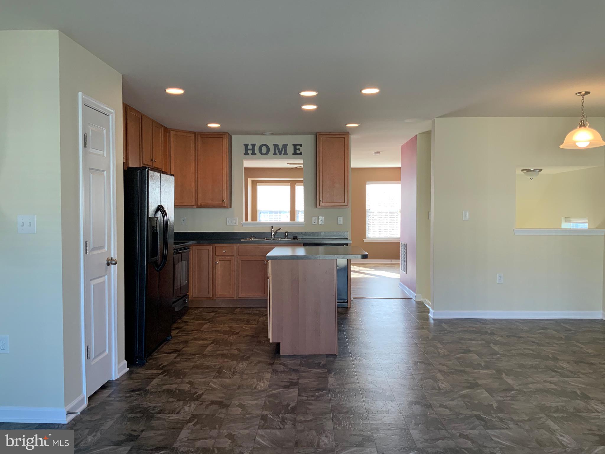 RIVERSIDE VILLAGES - Residential Lease