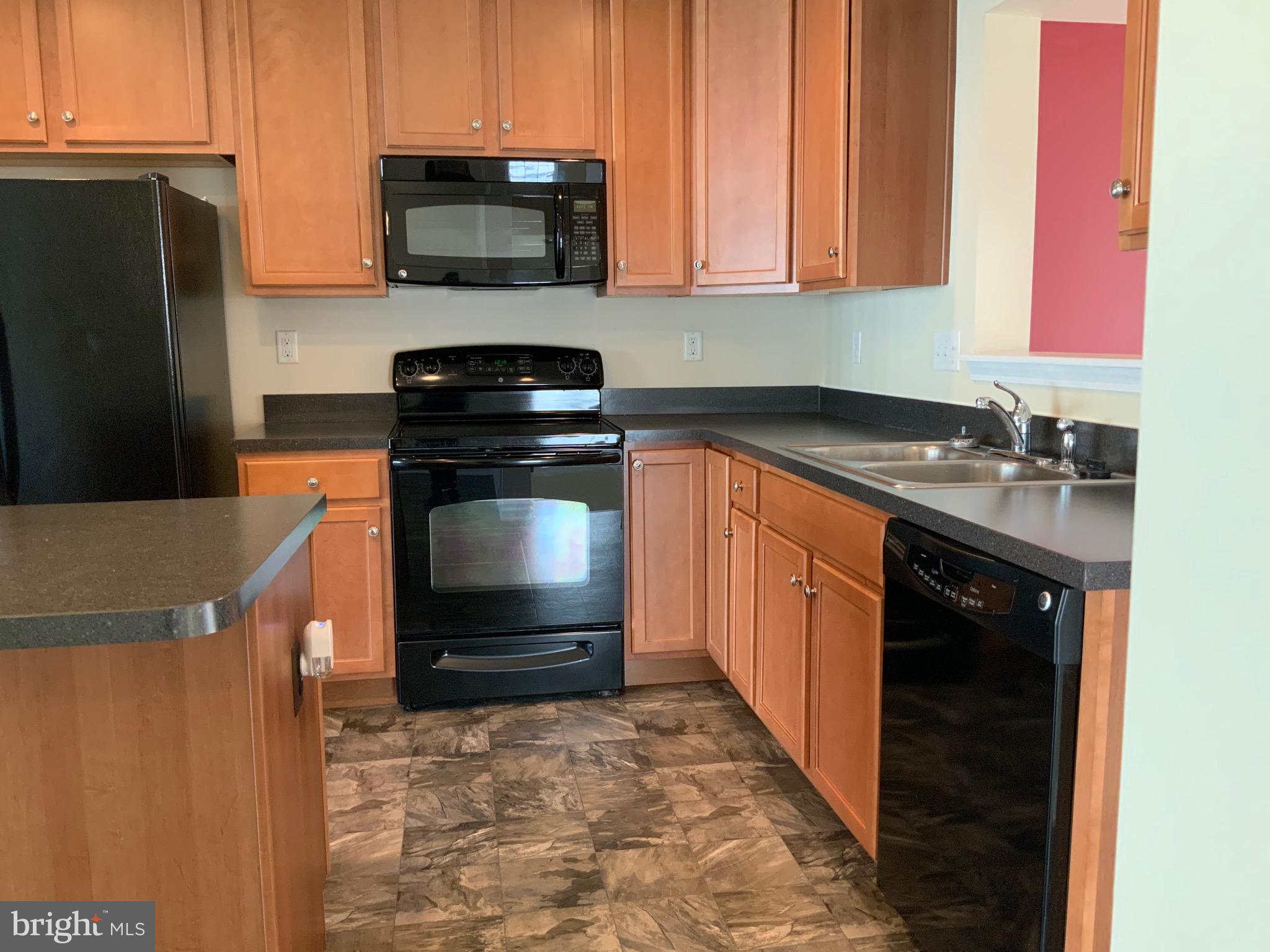 RIVERSIDE VILLAGES - Residential Lease