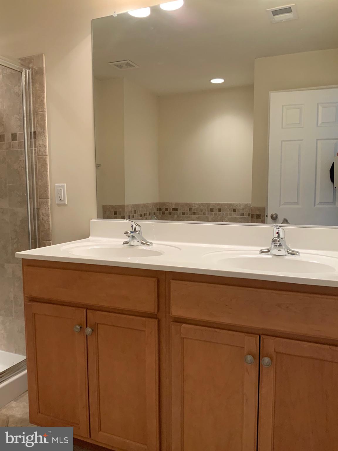 RIVERSIDE VILLAGES - Residential Lease