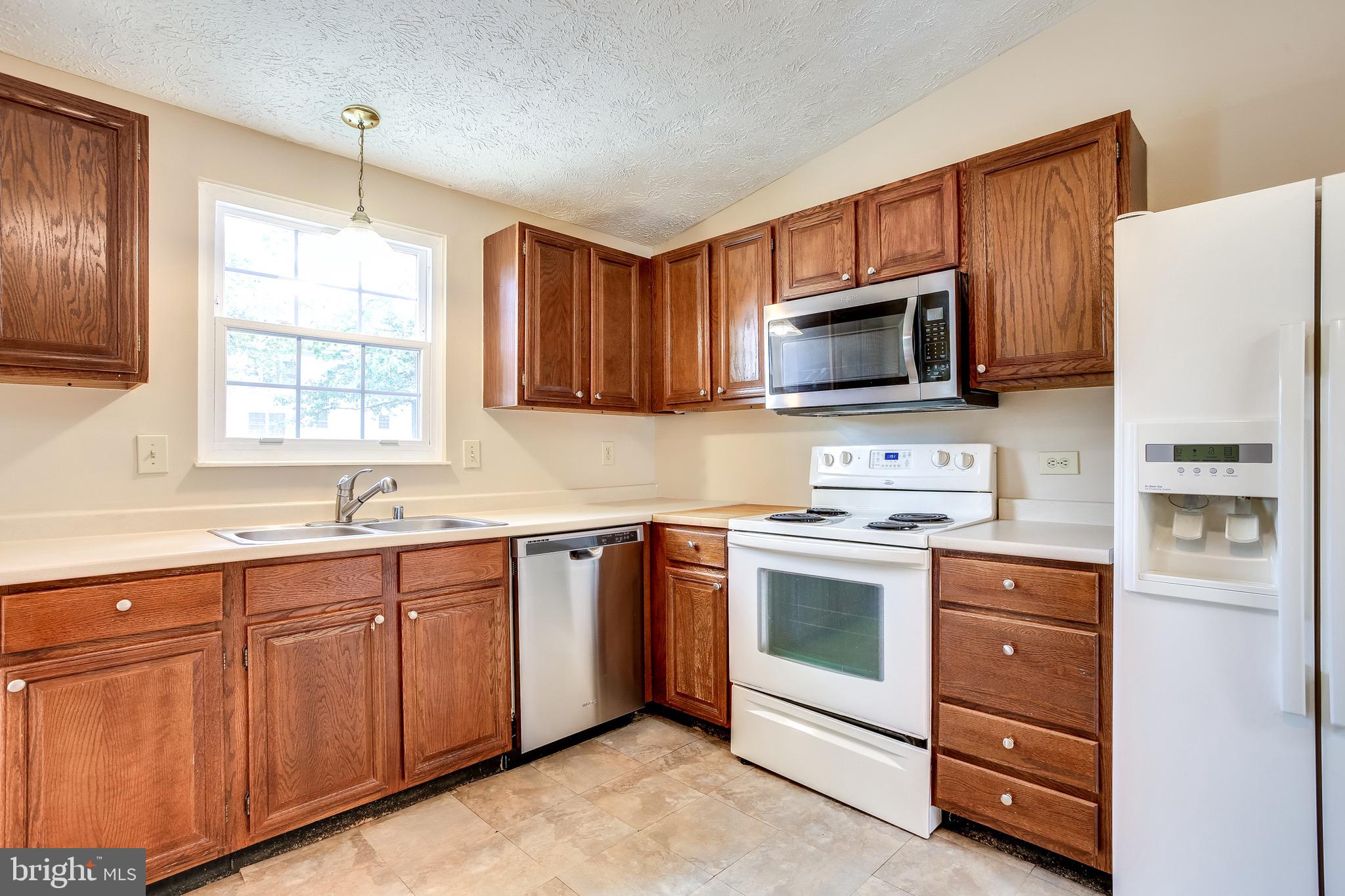 HARMANS WOODS - Residential