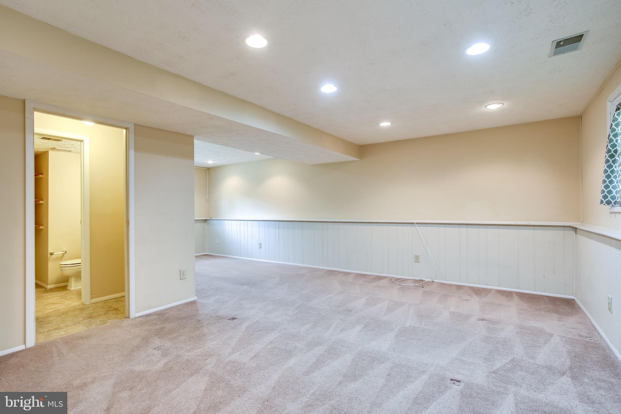 HARMANS WOODS - Residential