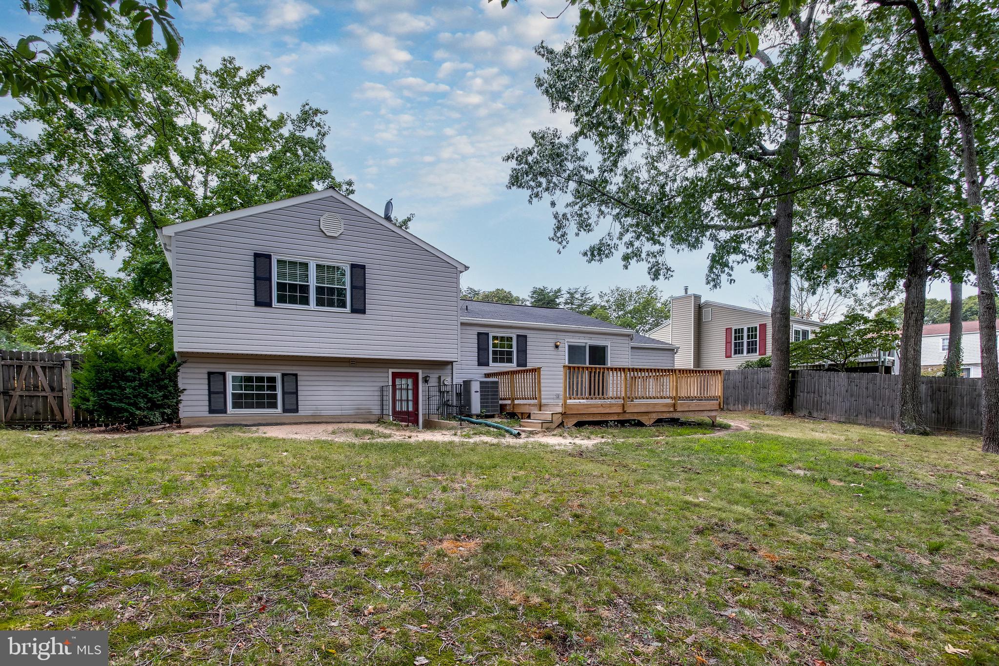 HARMANS WOODS - Residential