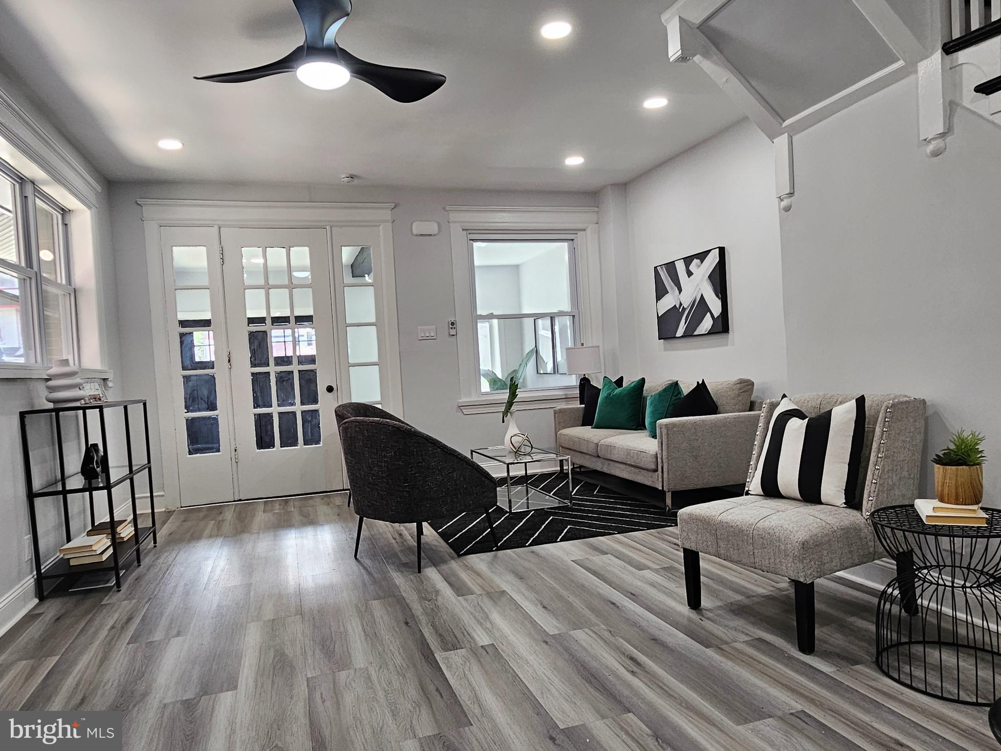 COBBS CREEK - Residential