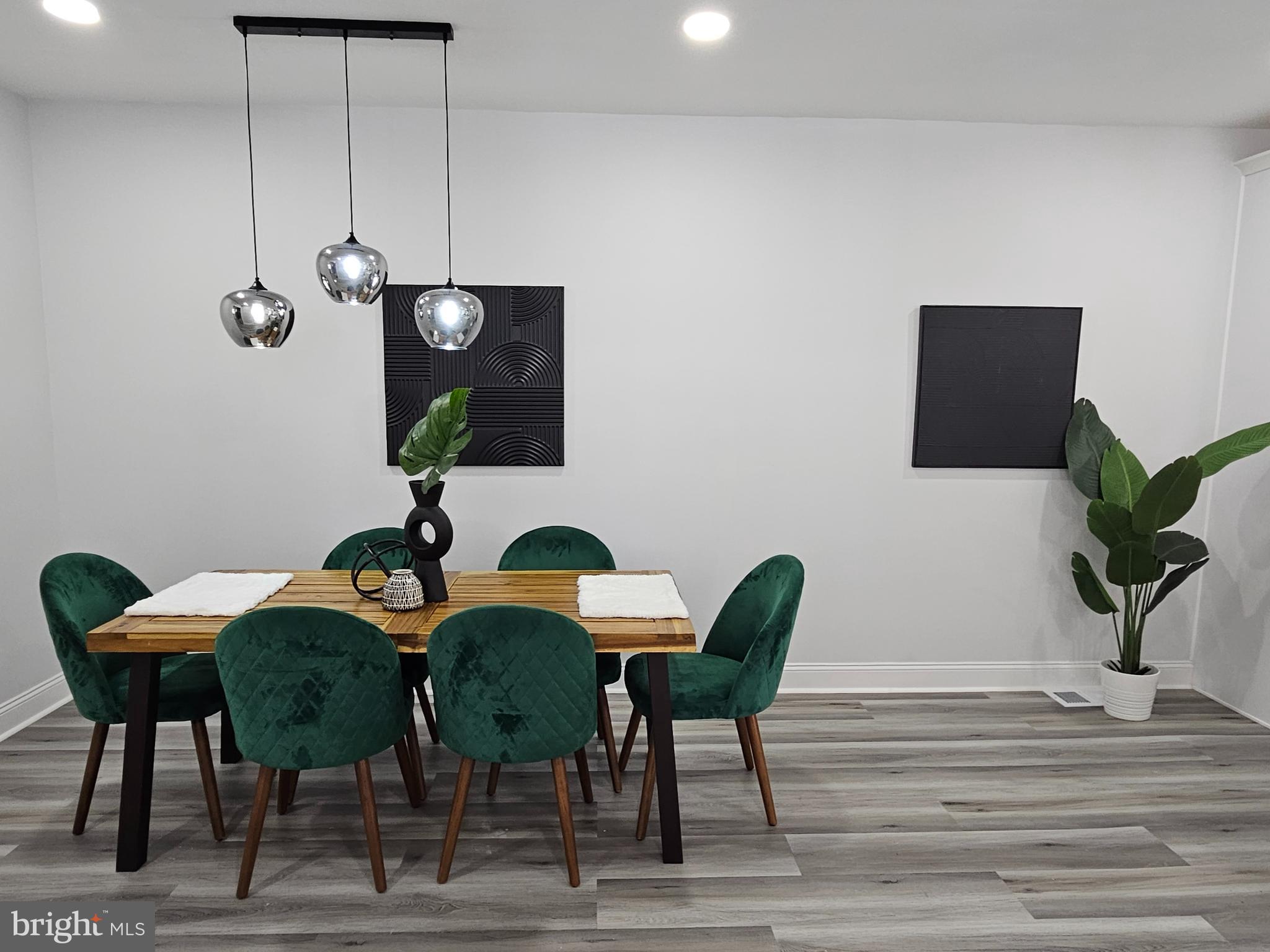 COBBS CREEK - Residential