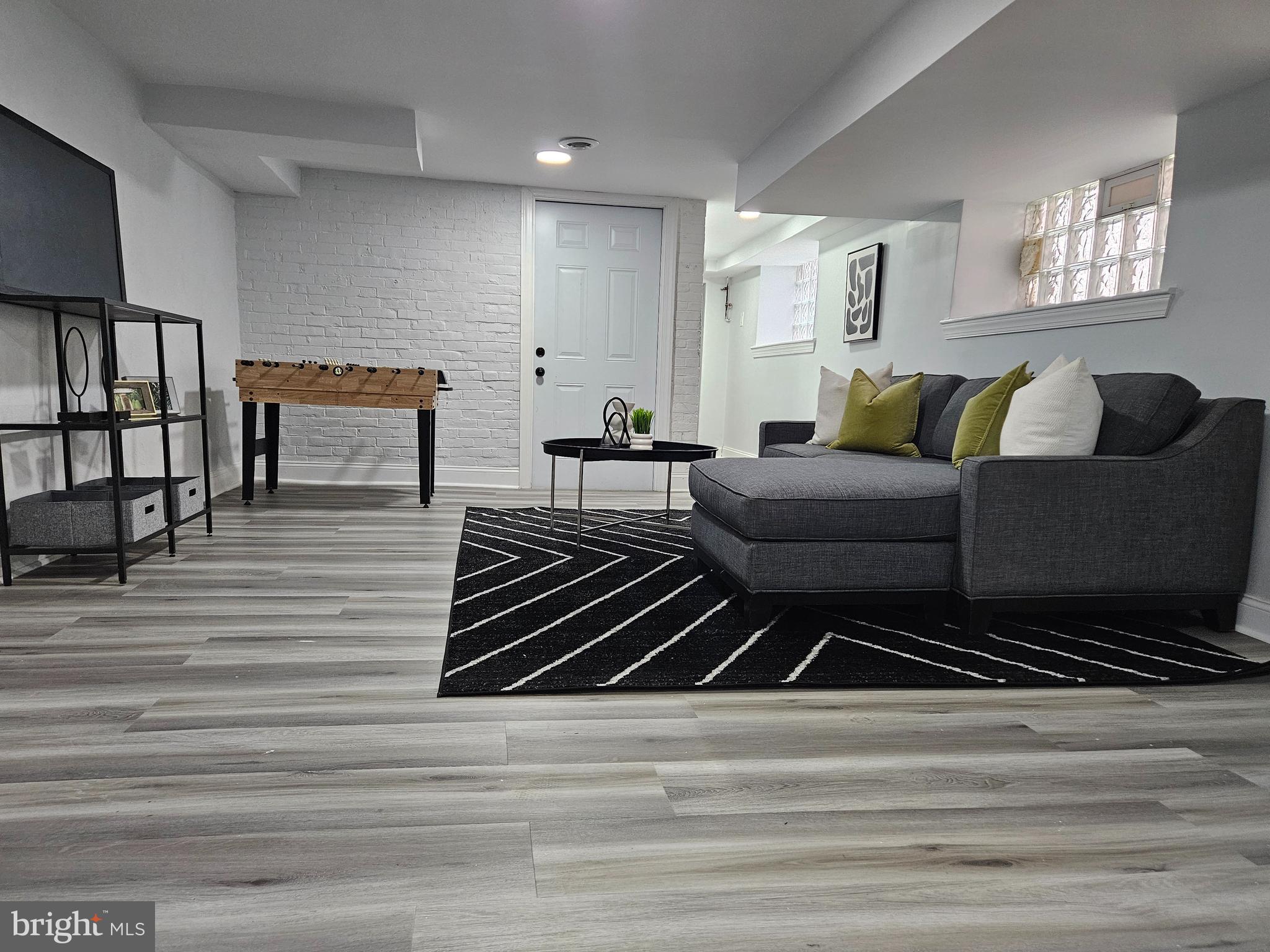 COBBS CREEK - Residential