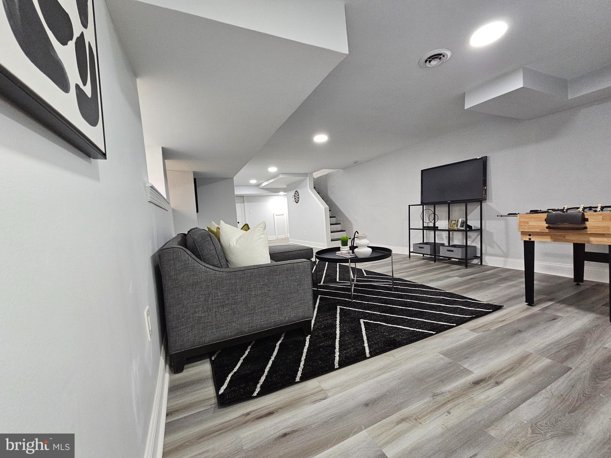 COBBS CREEK - Residential