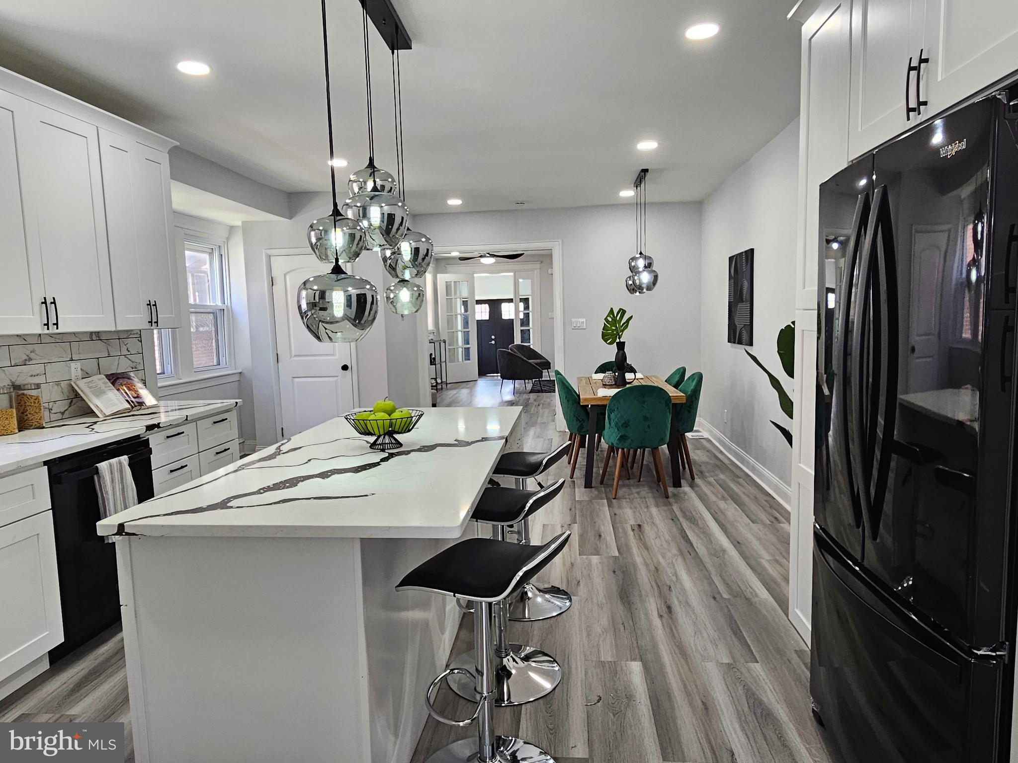 COBBS CREEK - Residential