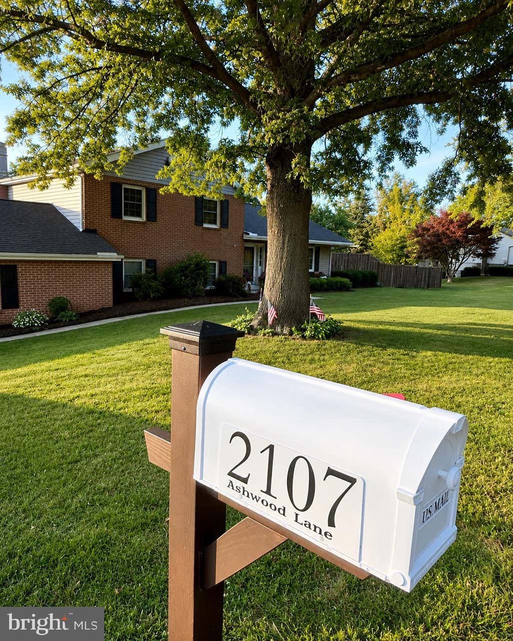 Photo of 2107 Ashwood Lane, ELIZABETHTOWN, PA 17022 (MLS # PALA2091306)