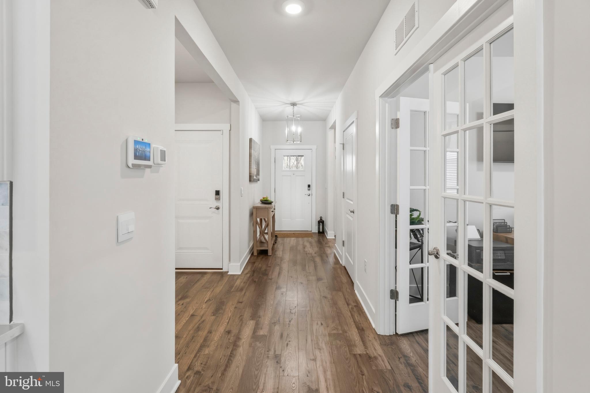 101 CONGRESSIONAL COURT