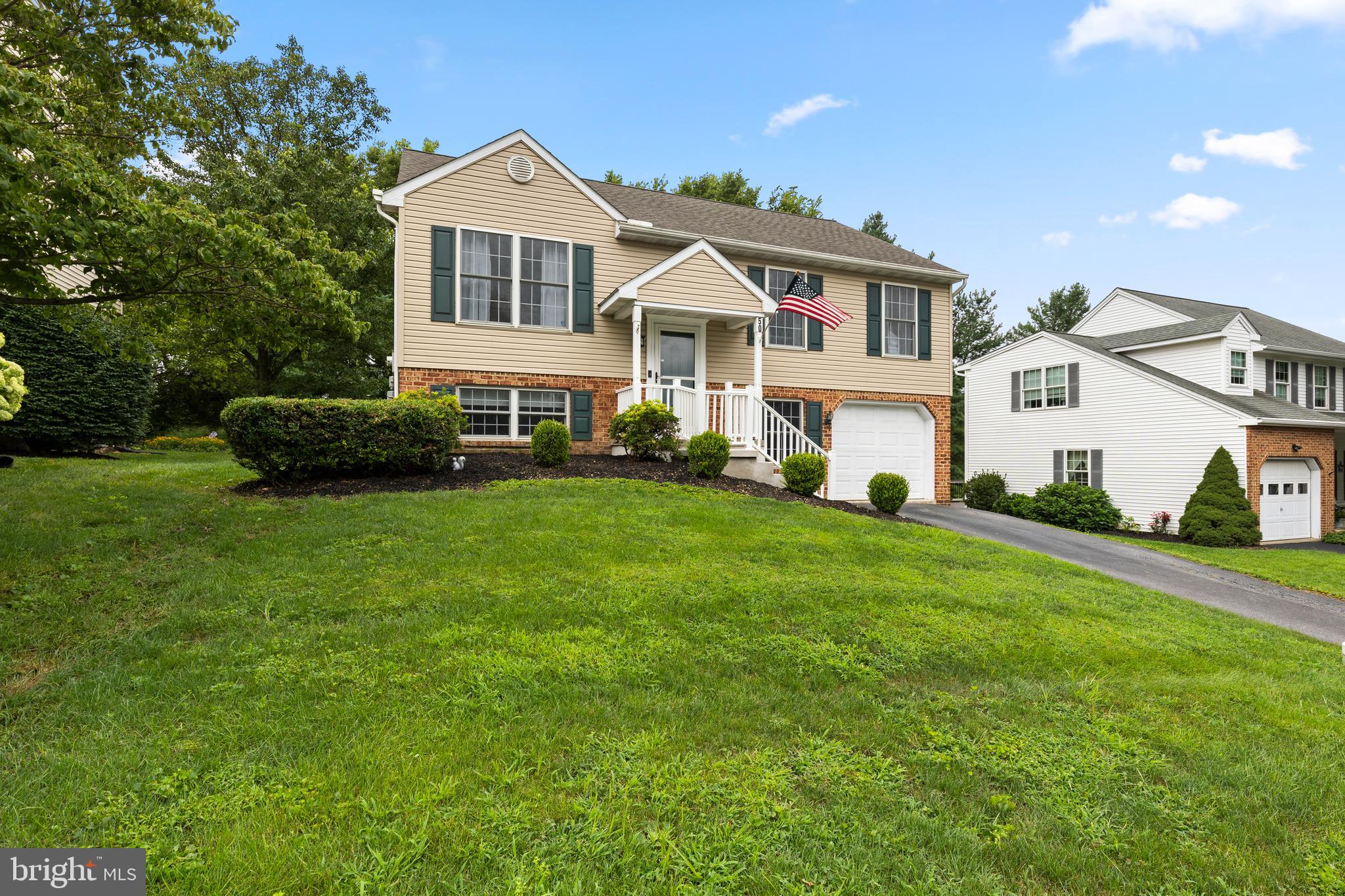 50 MANOR OAKS DRIVE