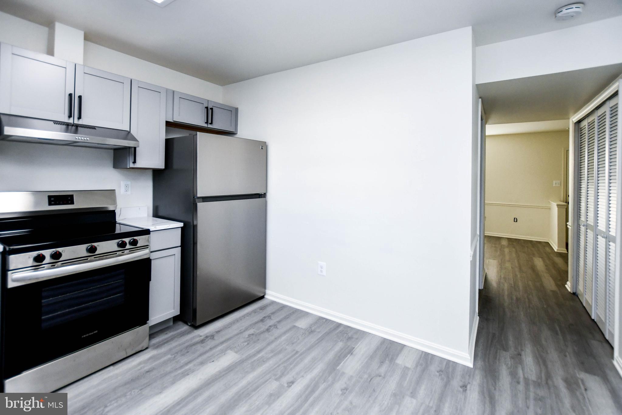 LANCASTER - Residential