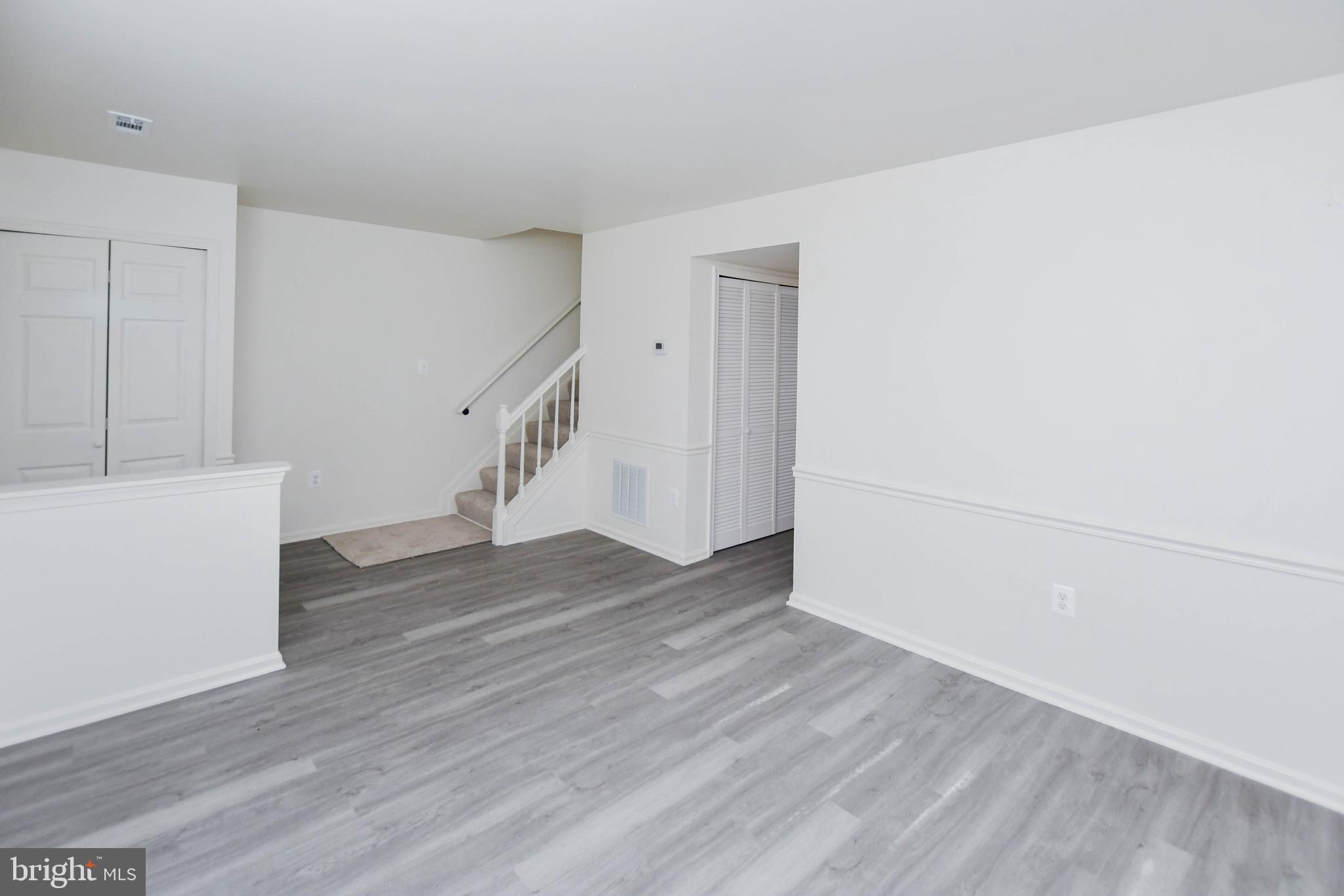 LANCASTER - Residential