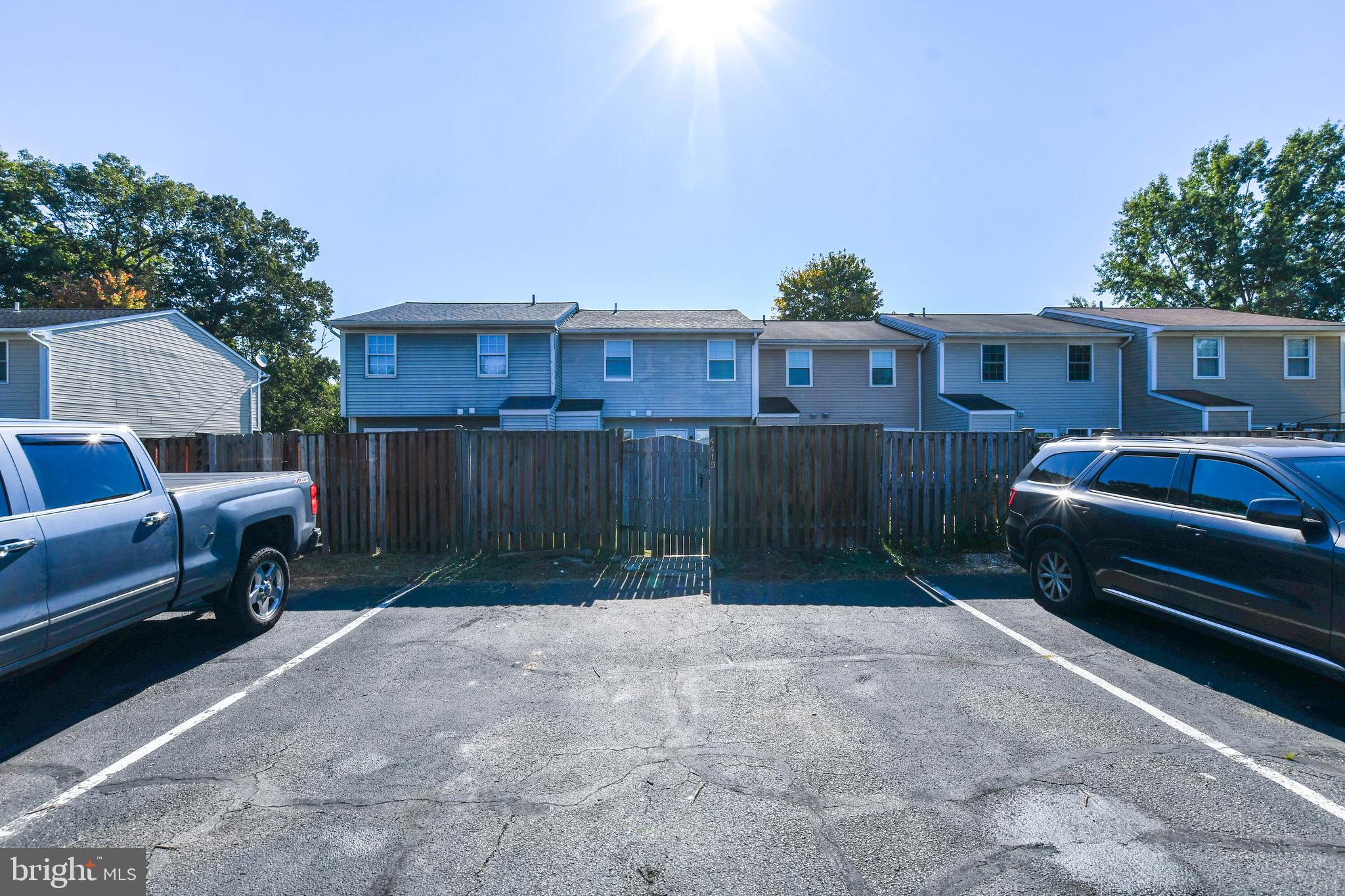 LANCASTER - Residential