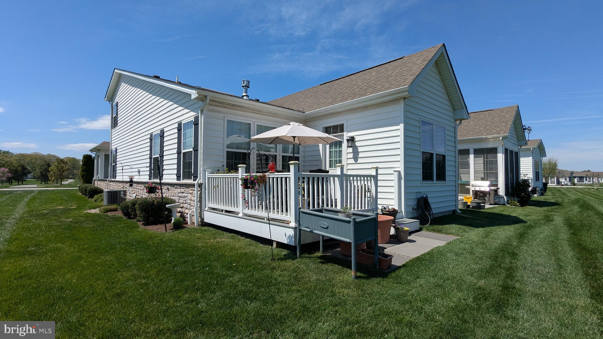 BAY BRIDGE COVE - Residential