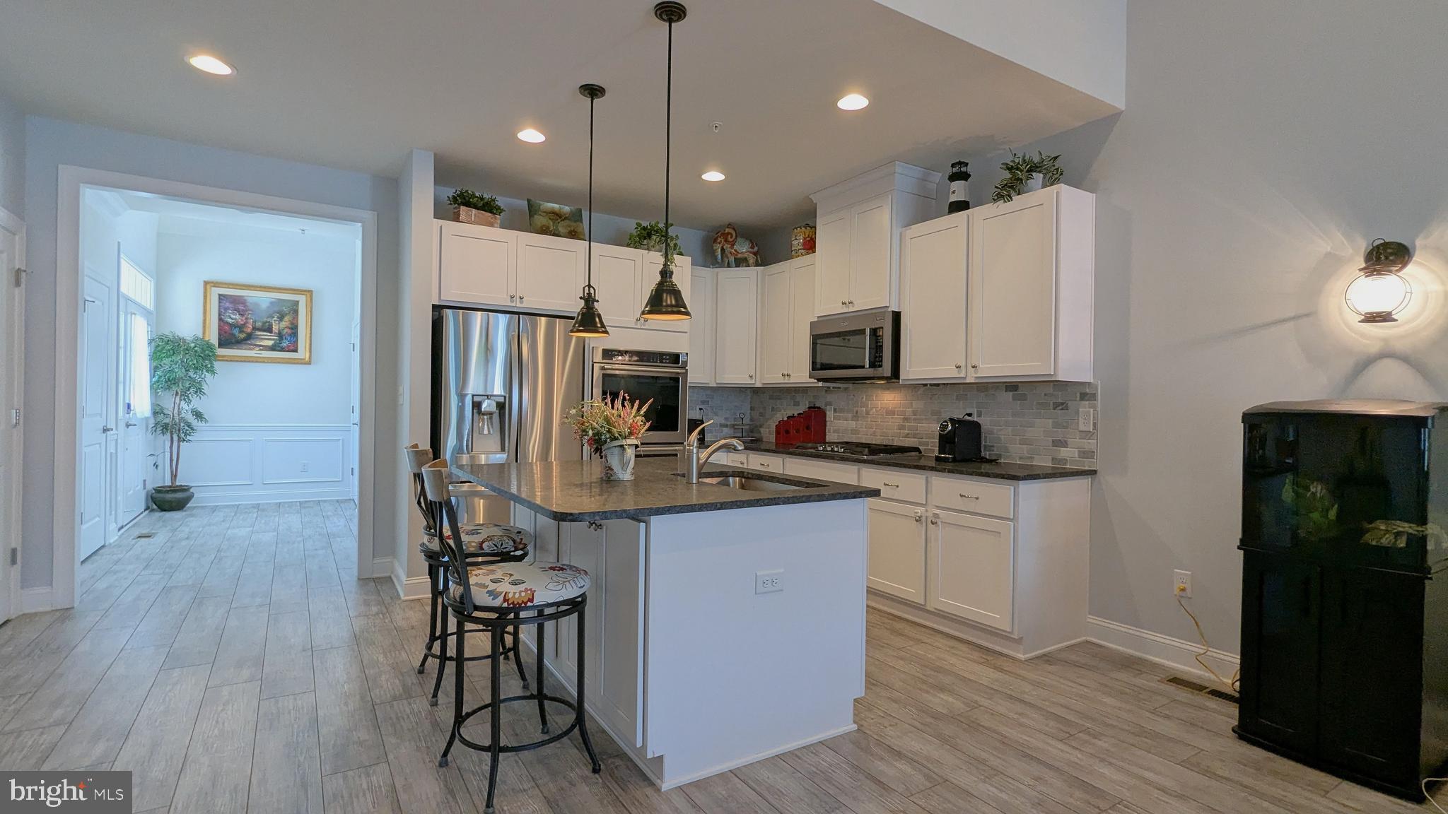 BAY BRIDGE COVE - Residential