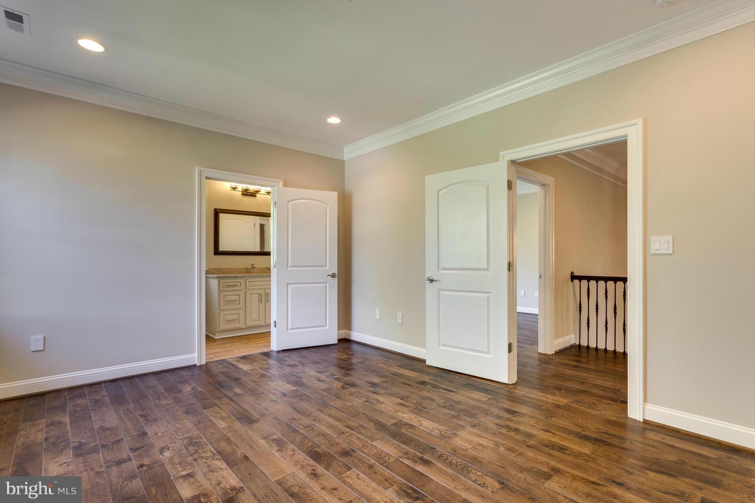 BURROUGHS - Residential