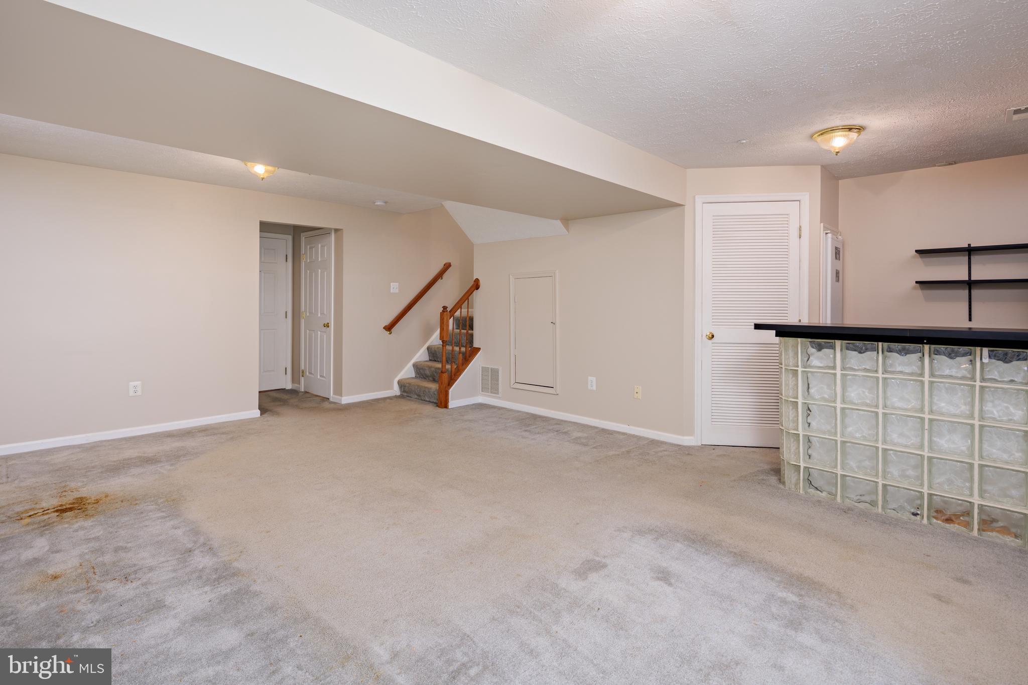 BOWLEYS QUARTERS - Residential