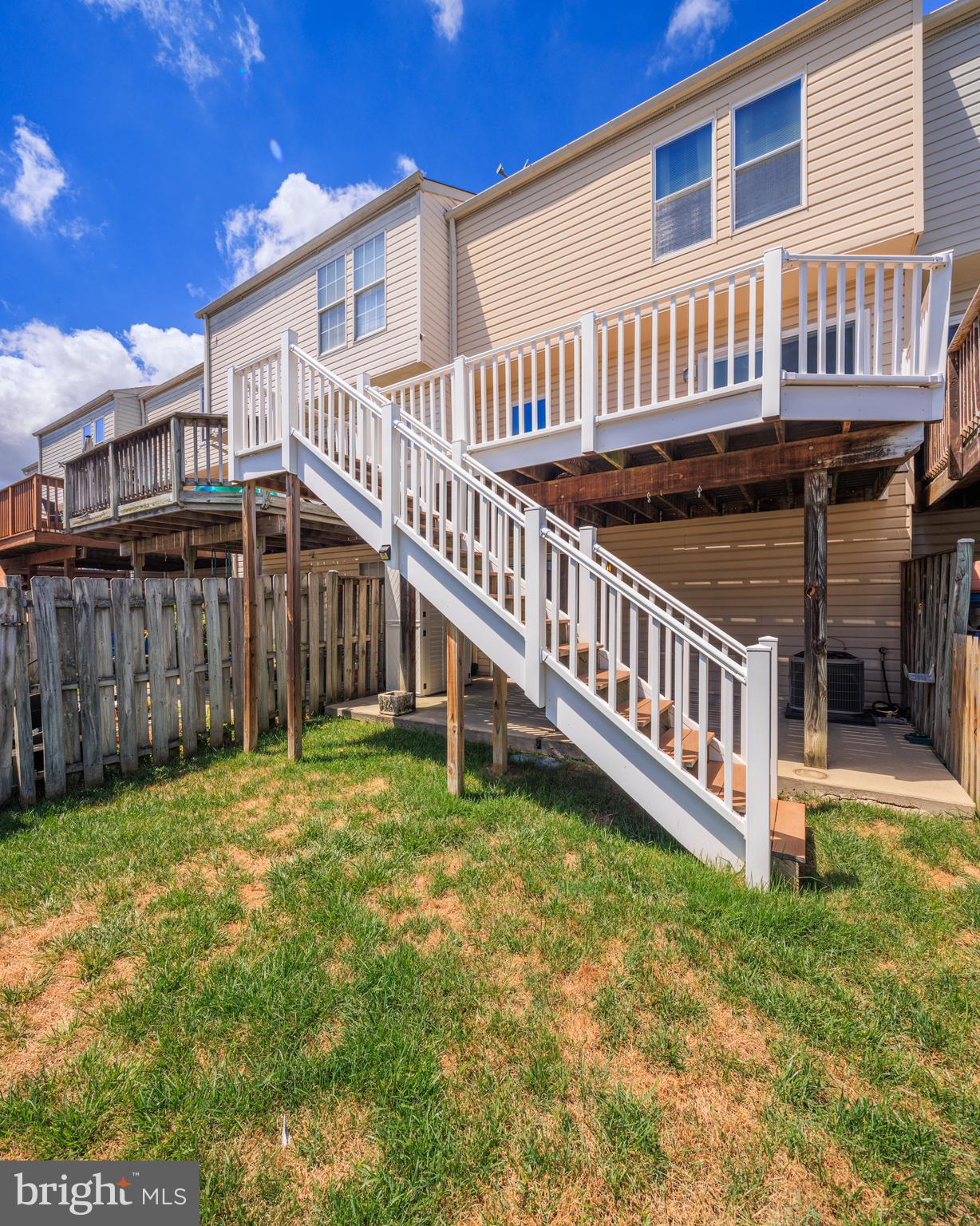 BOWLEYS QUARTERS - Residential