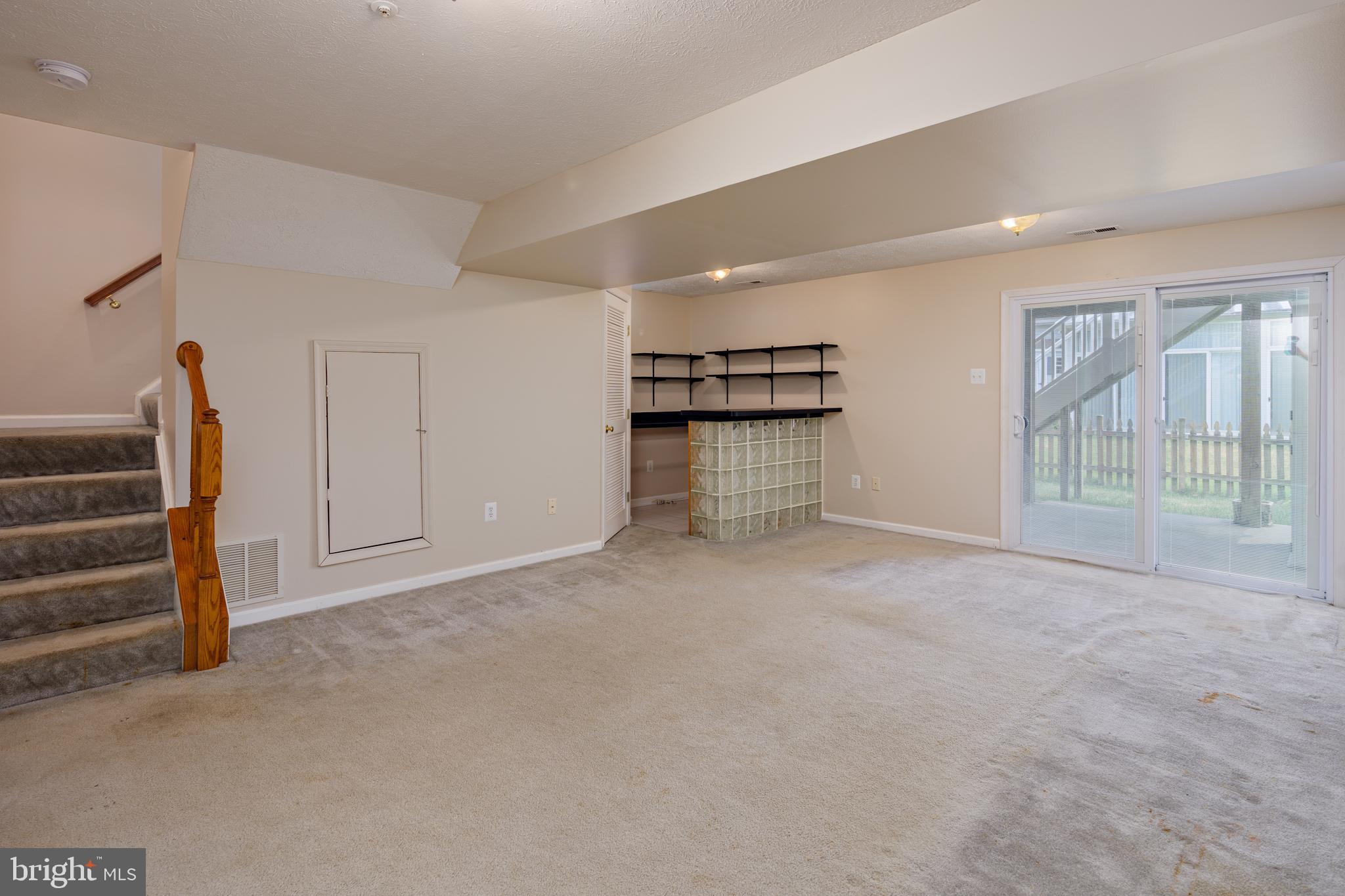 BOWLEYS QUARTERS - Residential