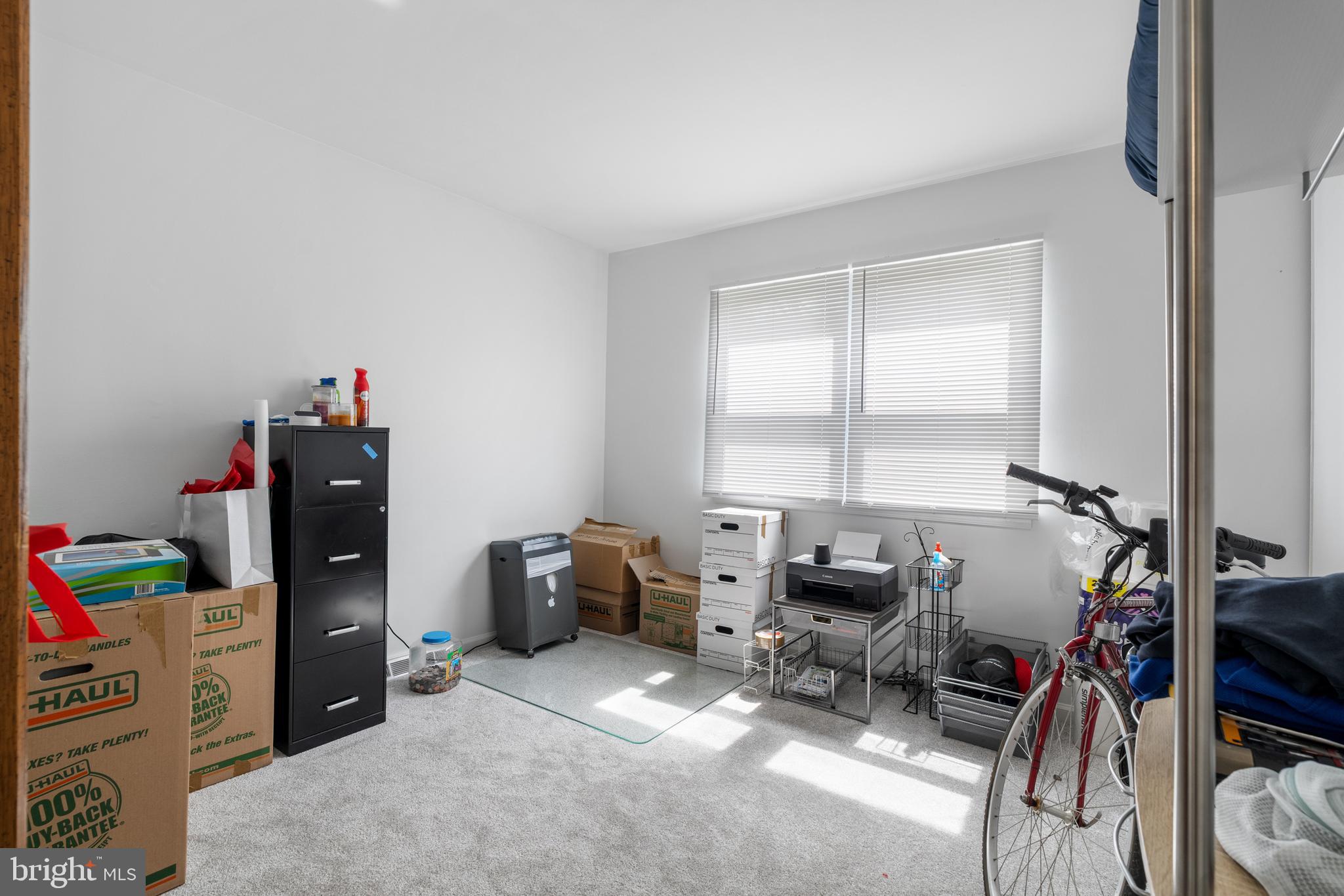 HUNTER CREST - Residential Income