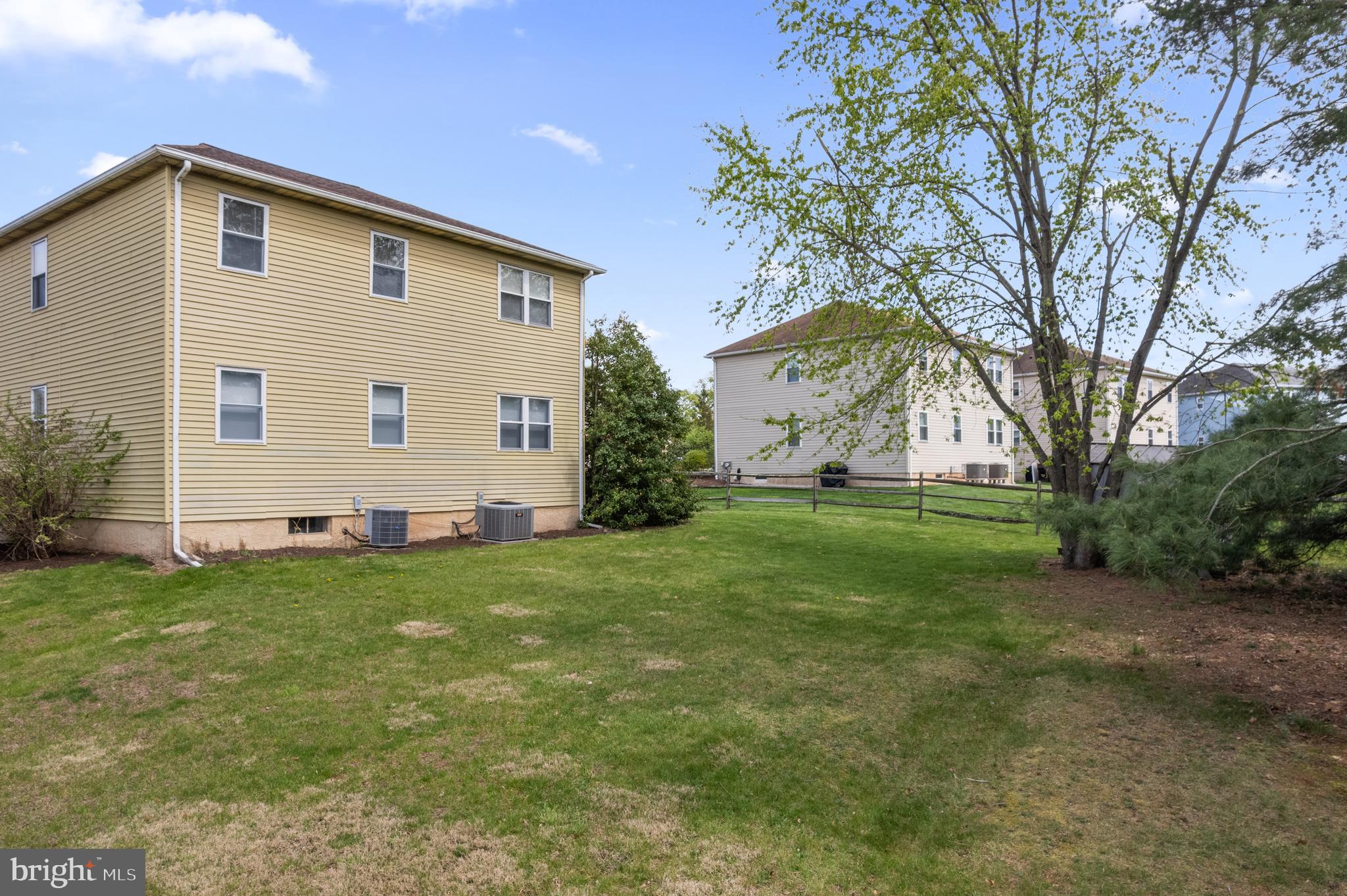 HUNTER CREST - Residential Income