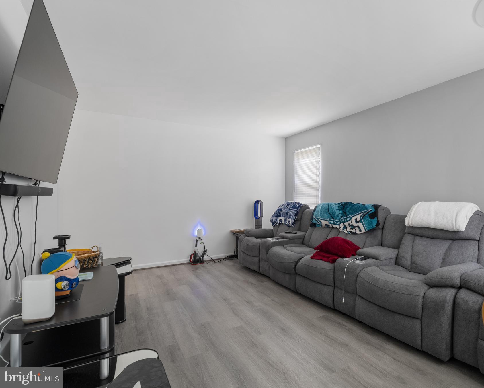 HUNTER CREST - Residential Income