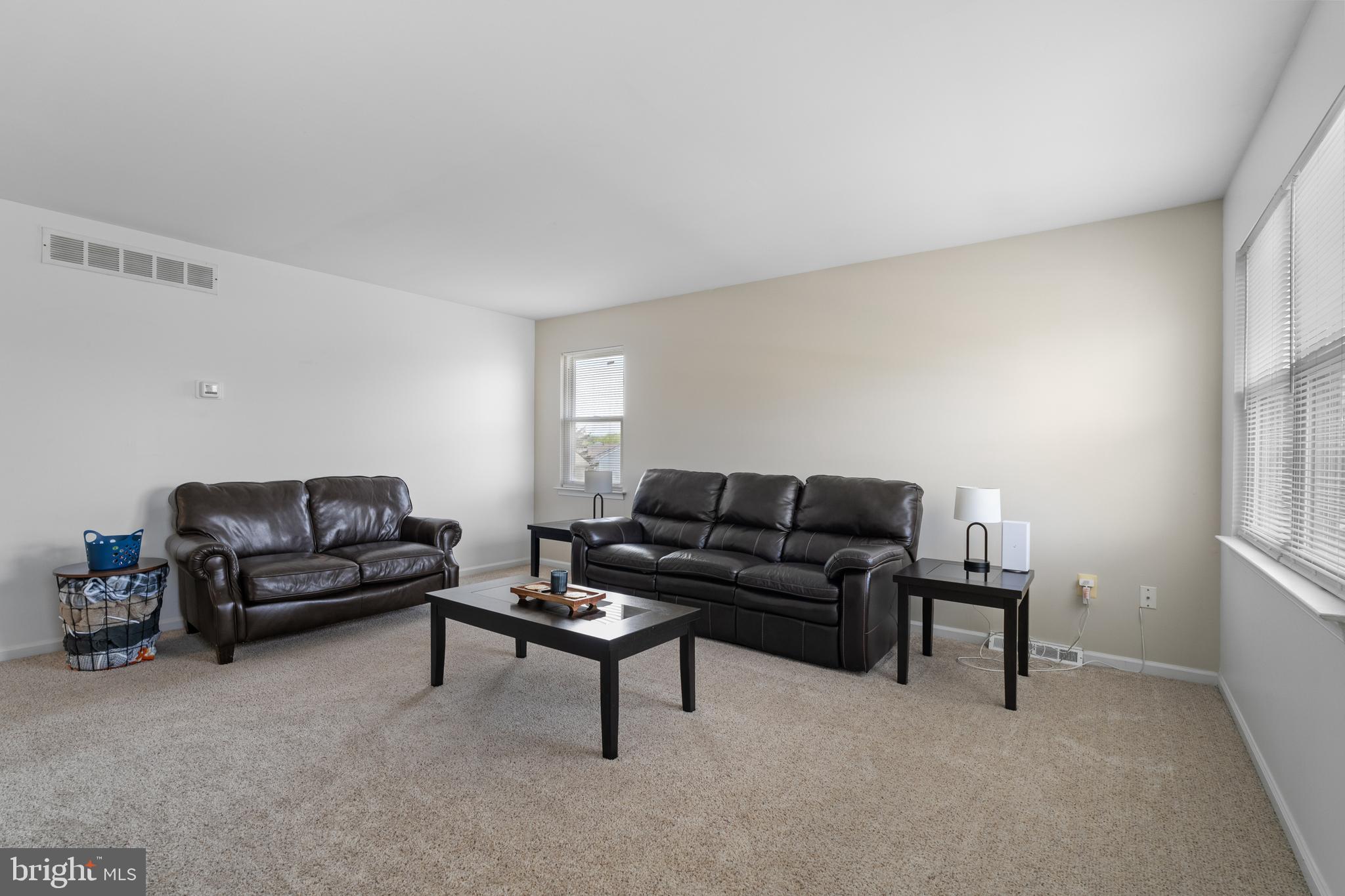 HUNTER CREST - Residential Income