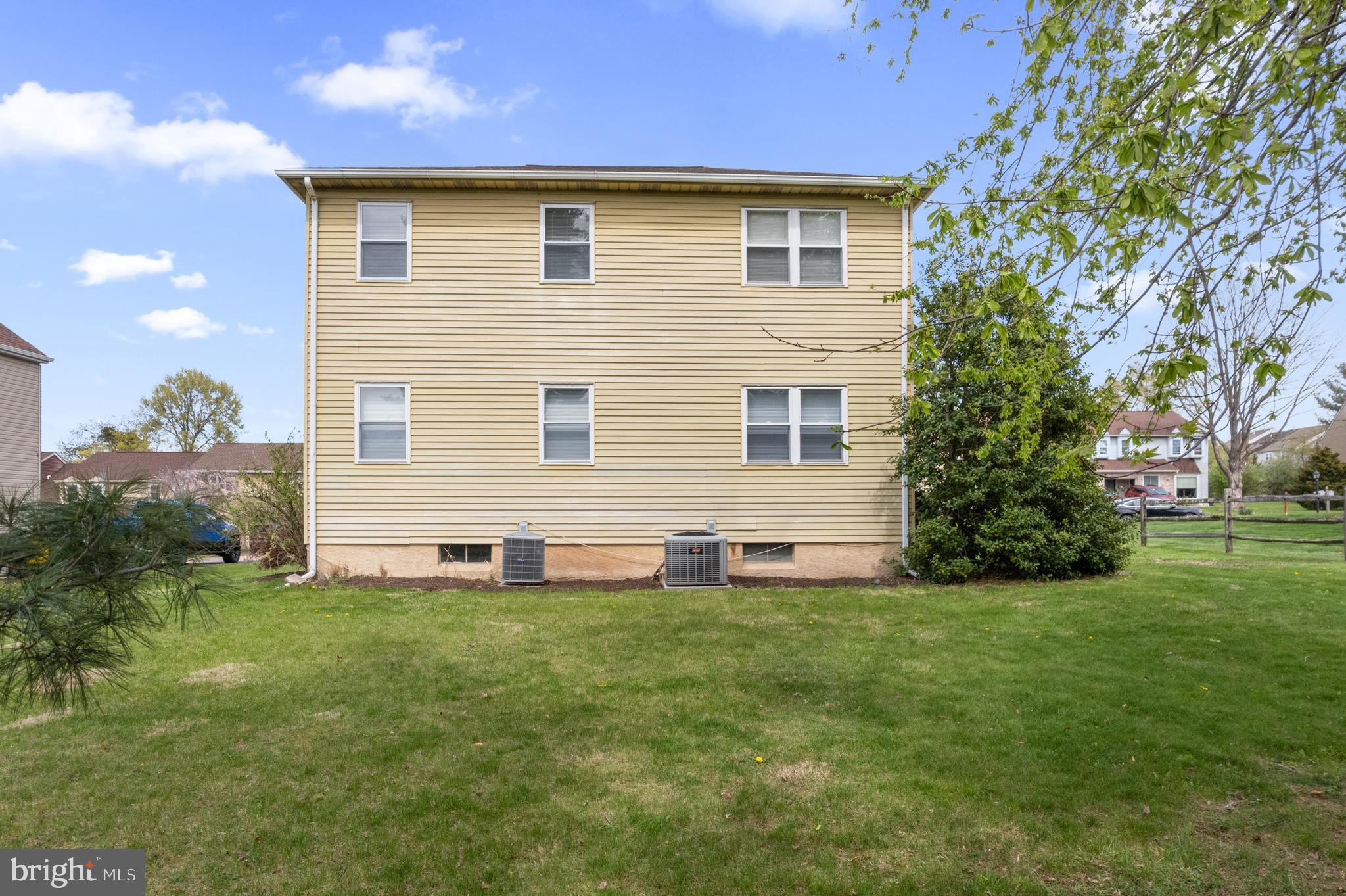 HUNTER CREST - Residential Income