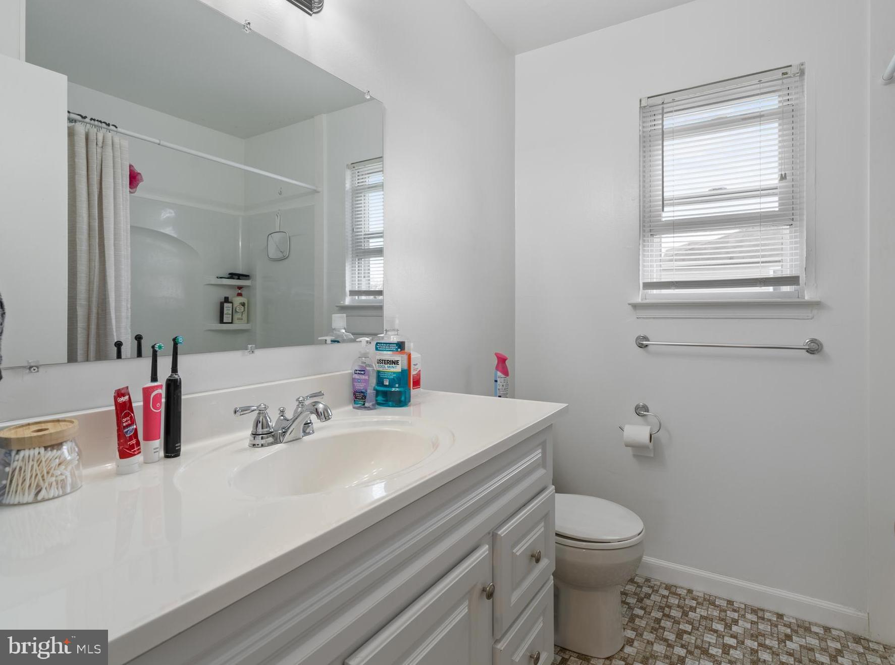 HUNTER CREST - Residential Income