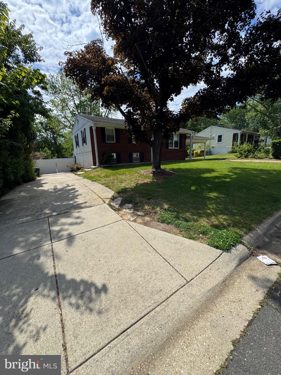 9507 SMALL DRIVE