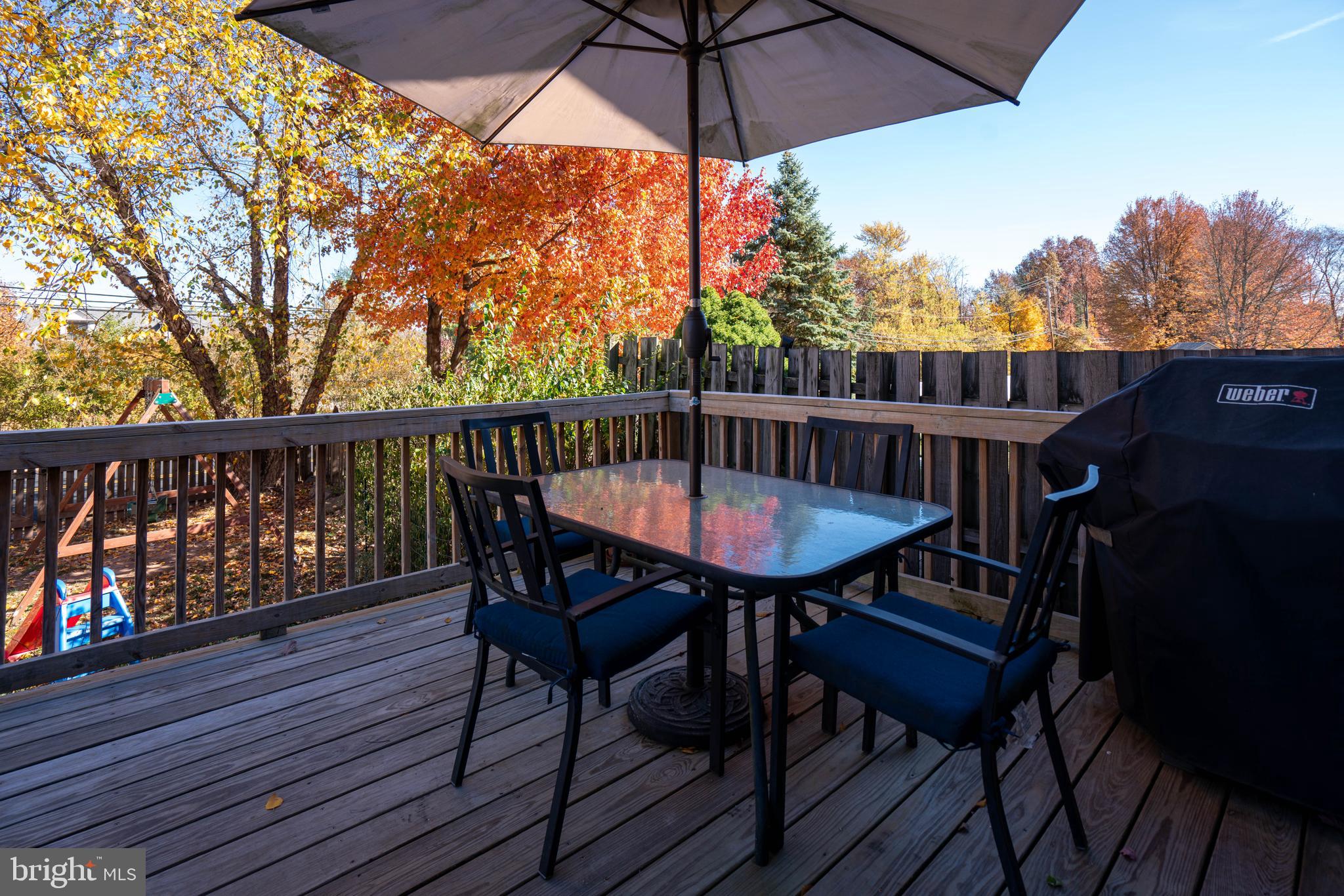 STRAWBERRY FIELDS - Residential