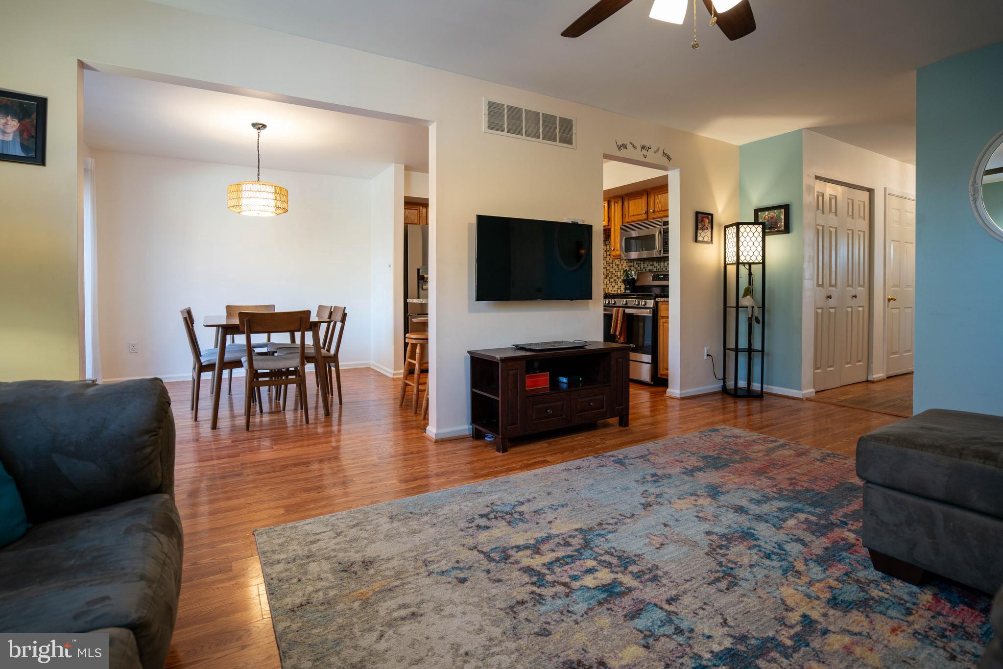 STRAWBERRY FIELDS - Residential