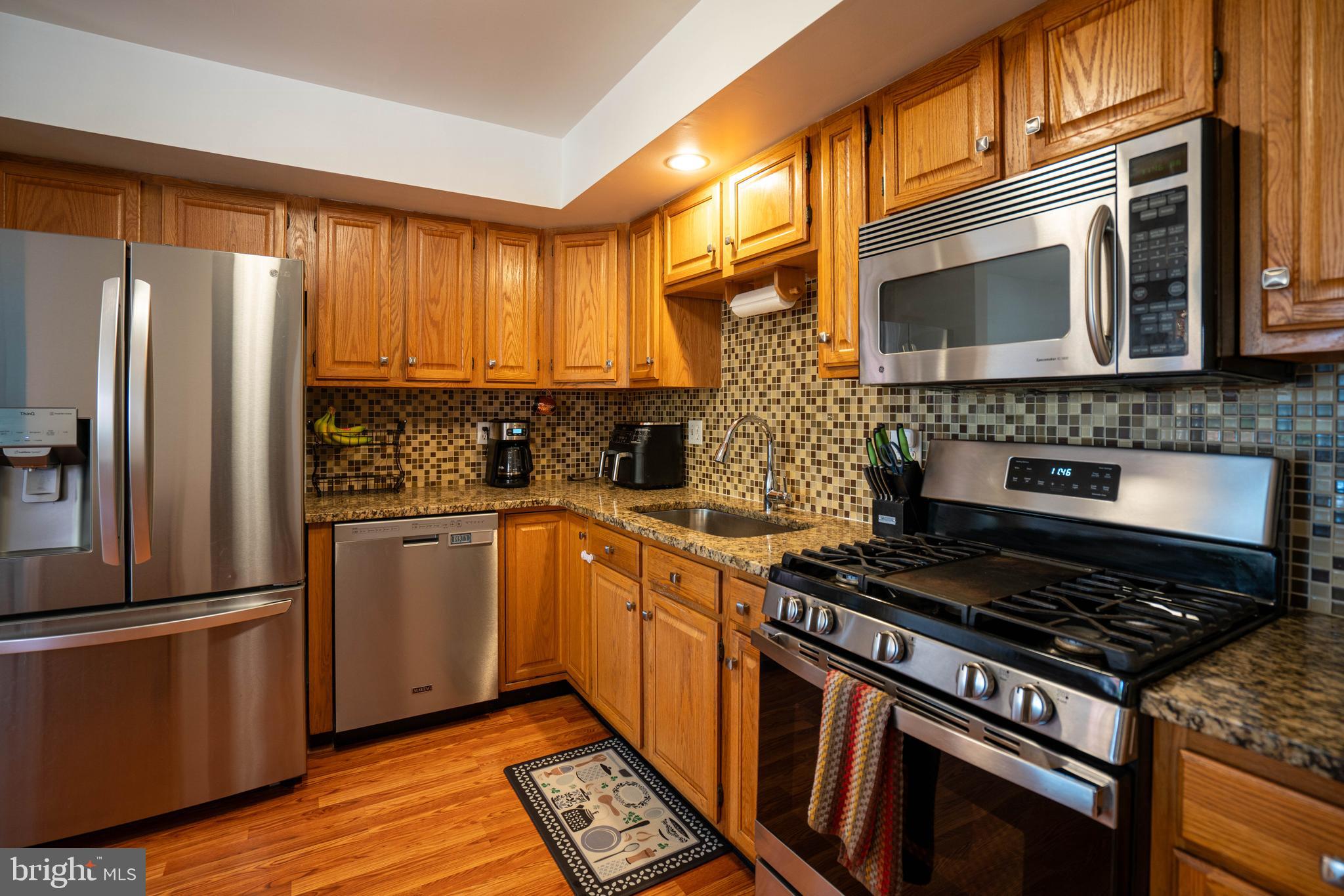 STRAWBERRY FIELDS - Residential