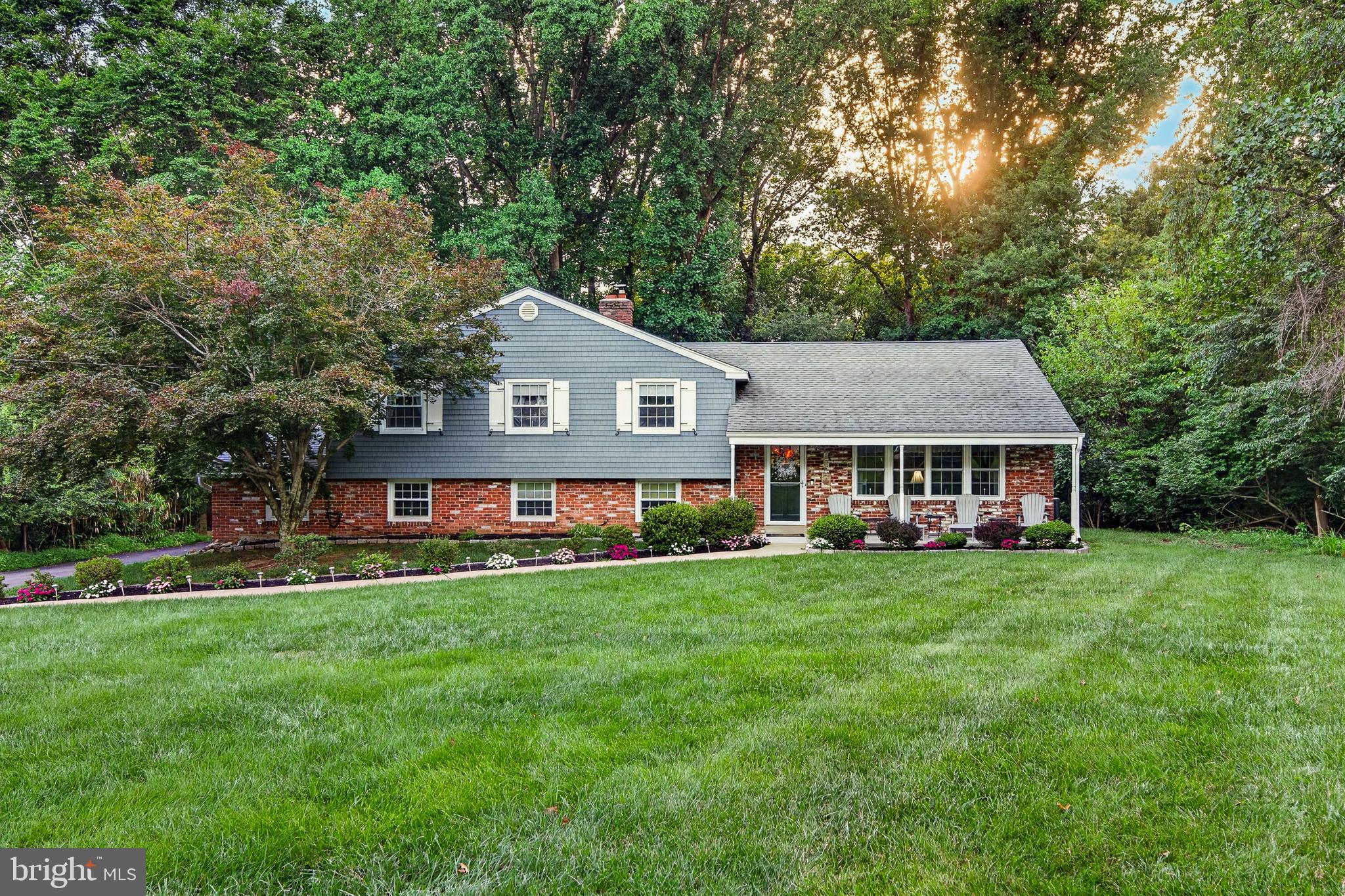 1022 CAROLYN DRIVE