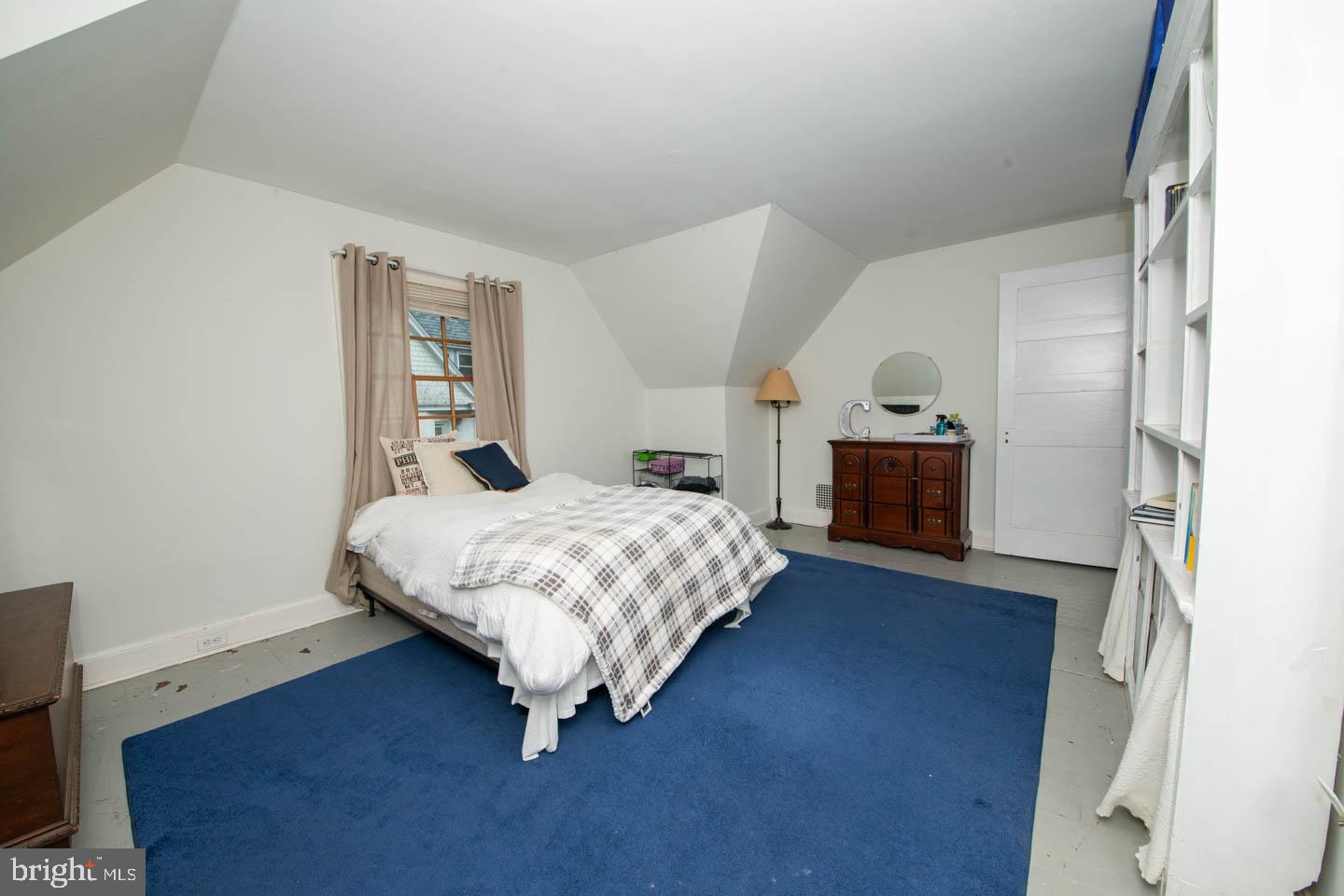 JENKINTOWN - Residential