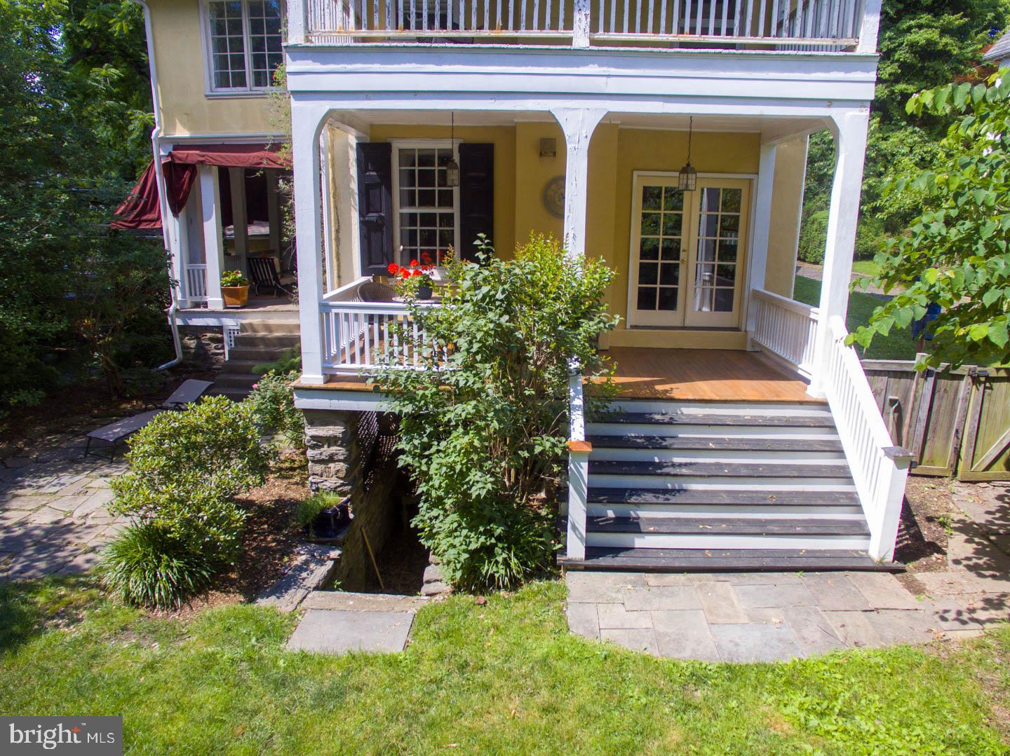 JENKINTOWN - Residential