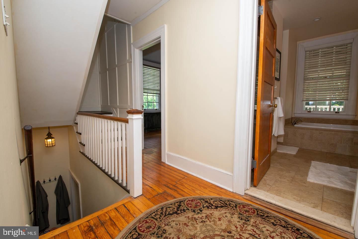 JENKINTOWN - Residential