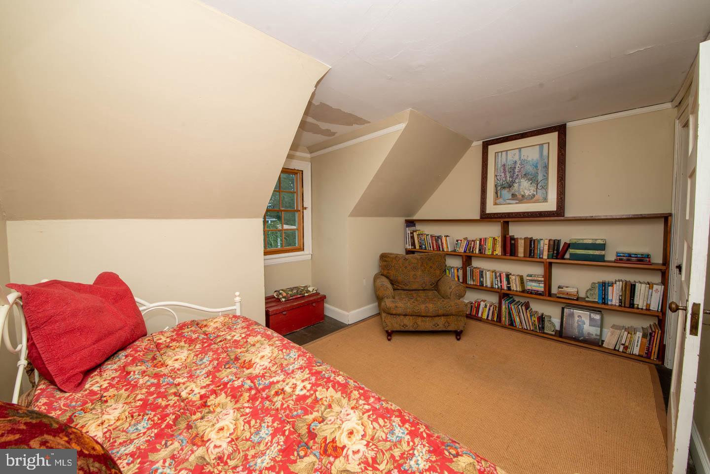 JENKINTOWN - Residential