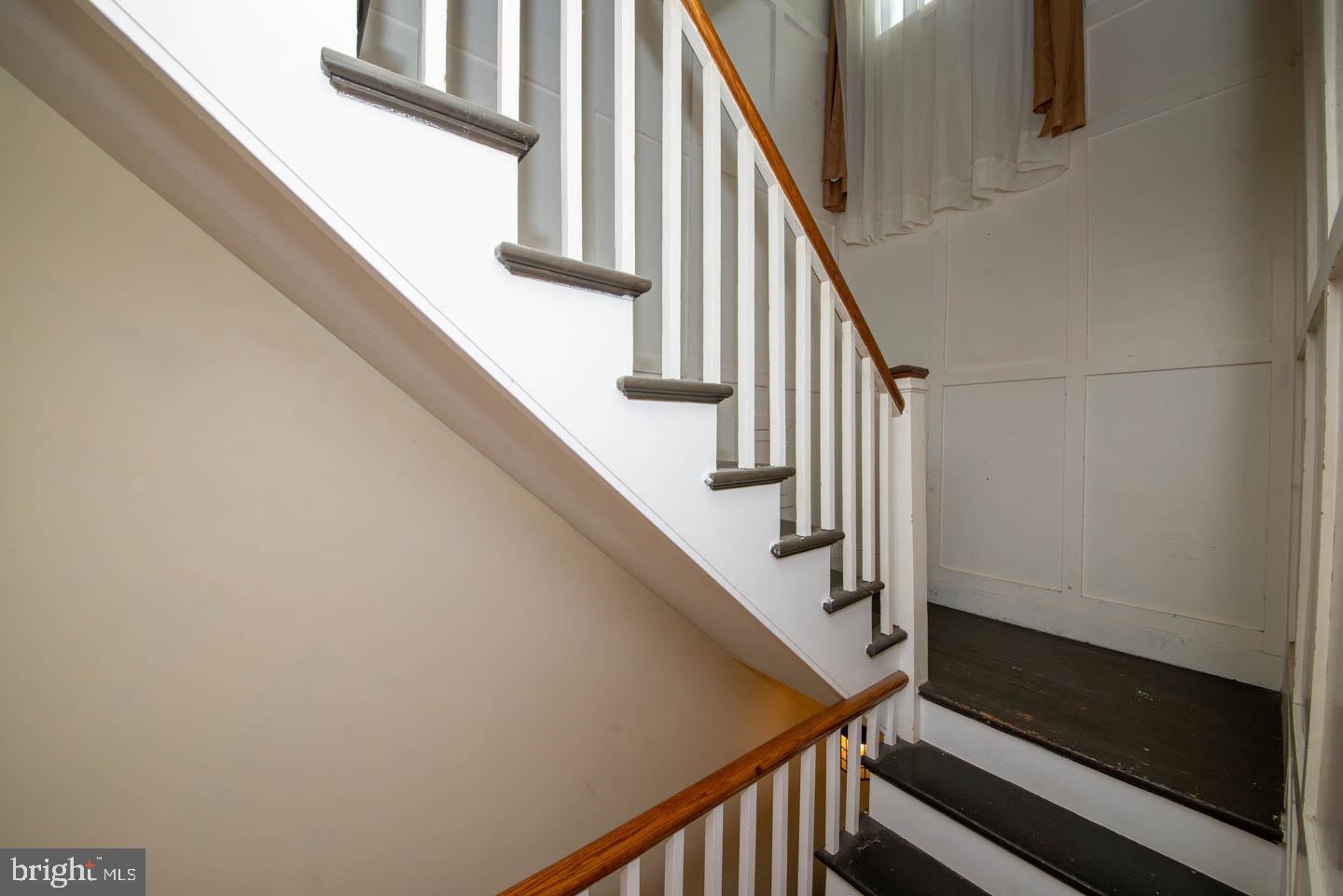 JENKINTOWN - Residential