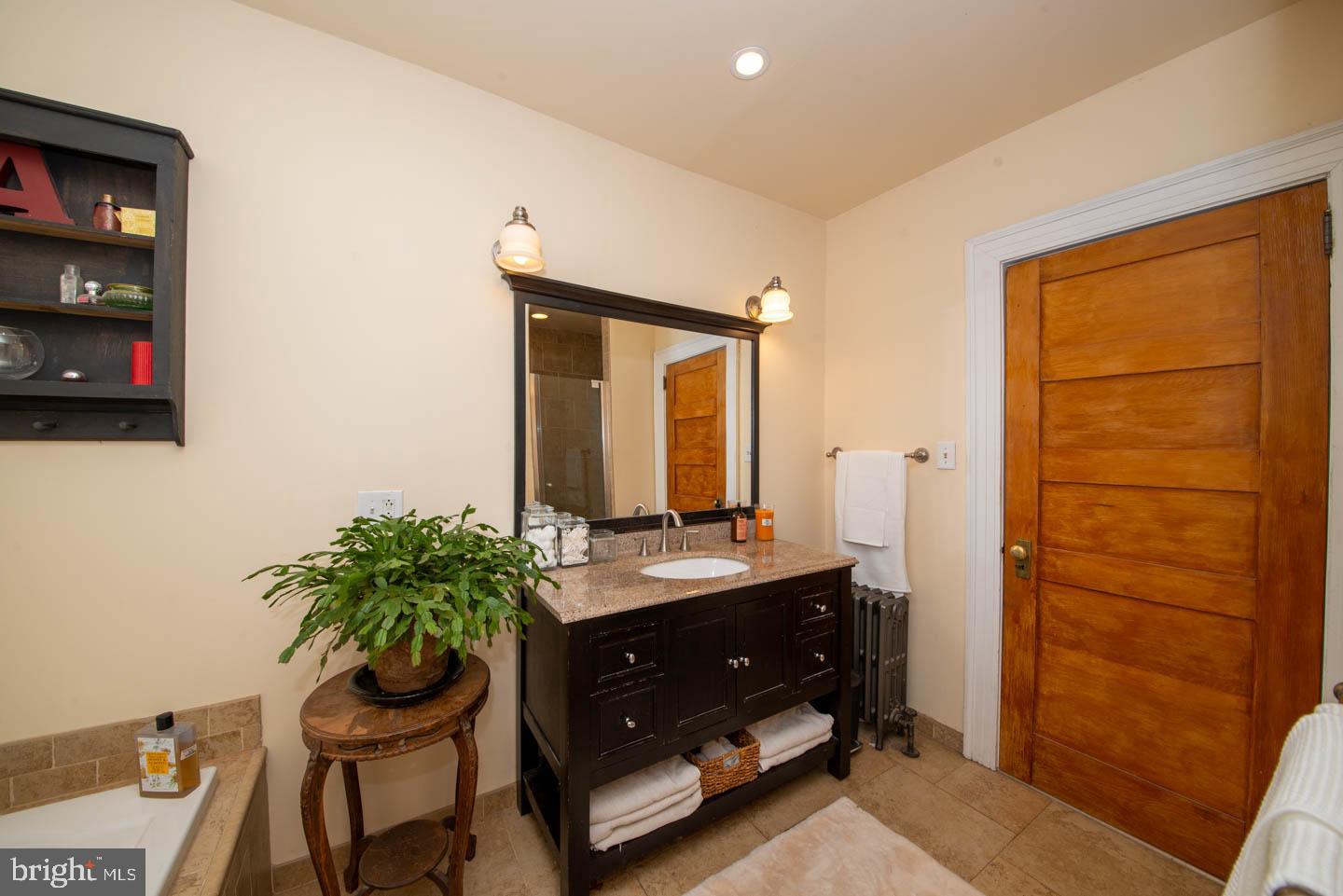 JENKINTOWN - Residential