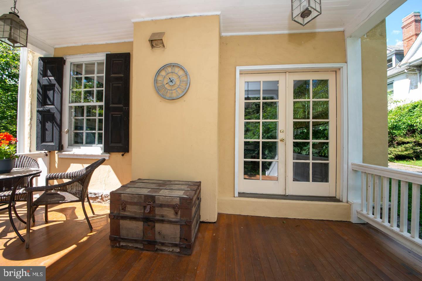 JENKINTOWN - Residential