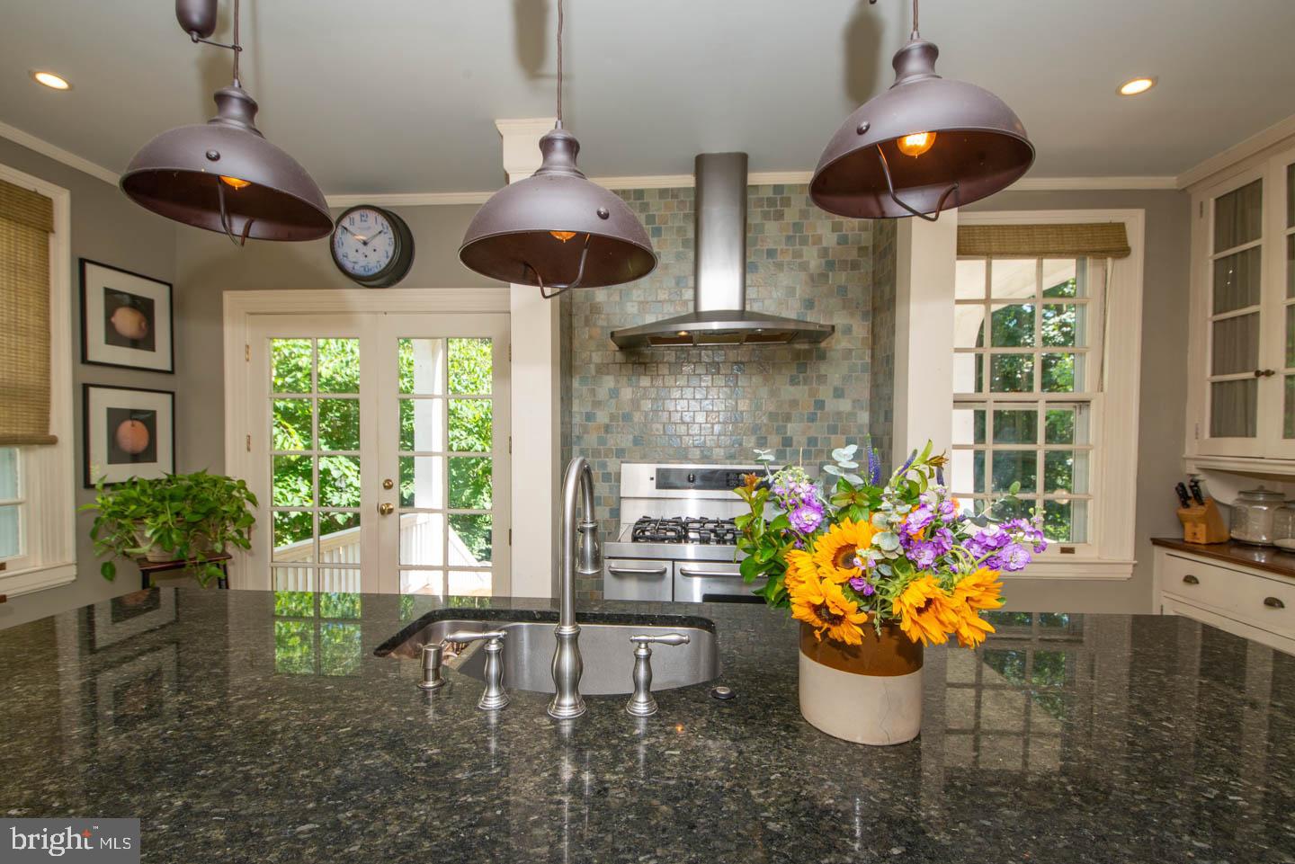 JENKINTOWN - Residential