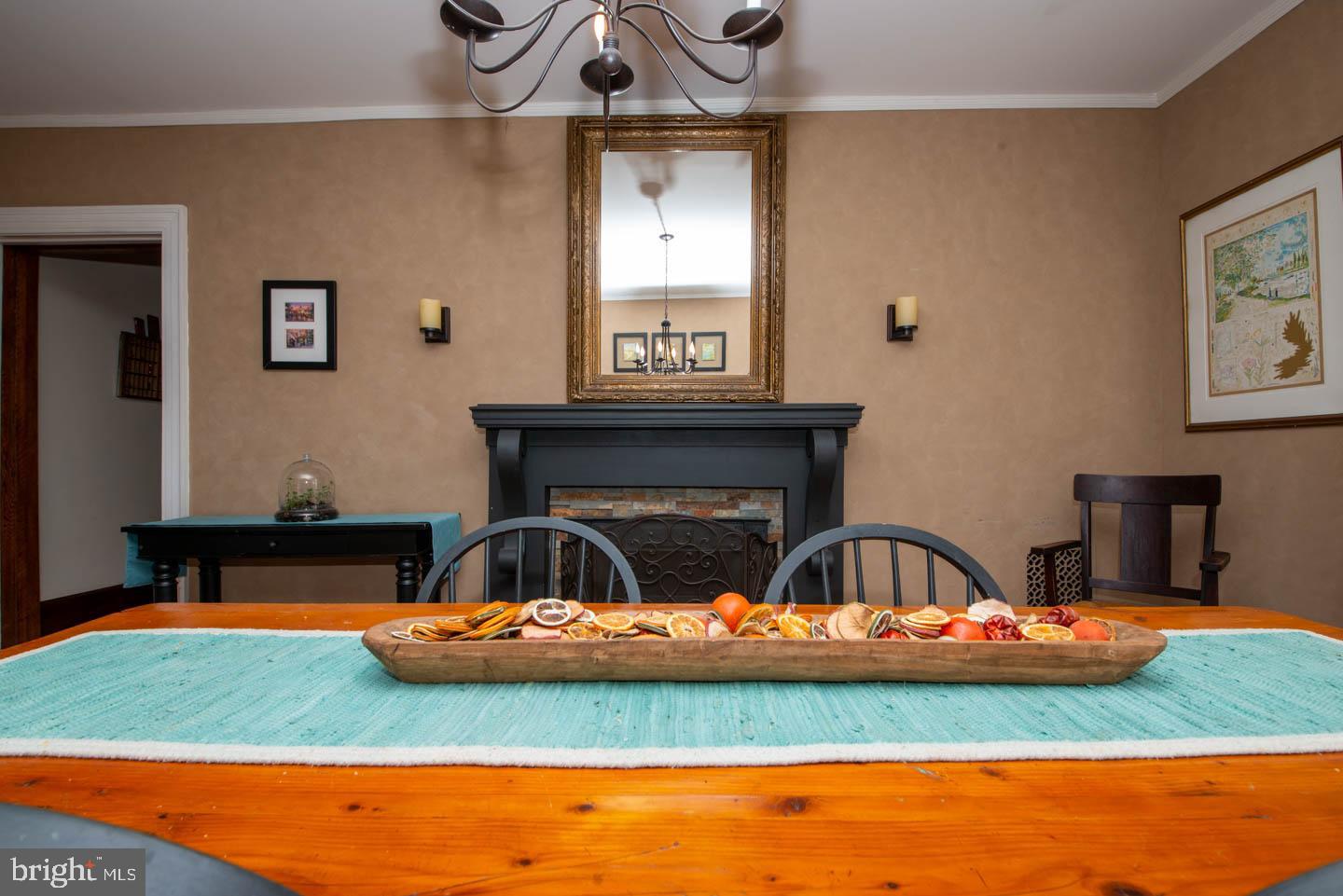 JENKINTOWN - Residential