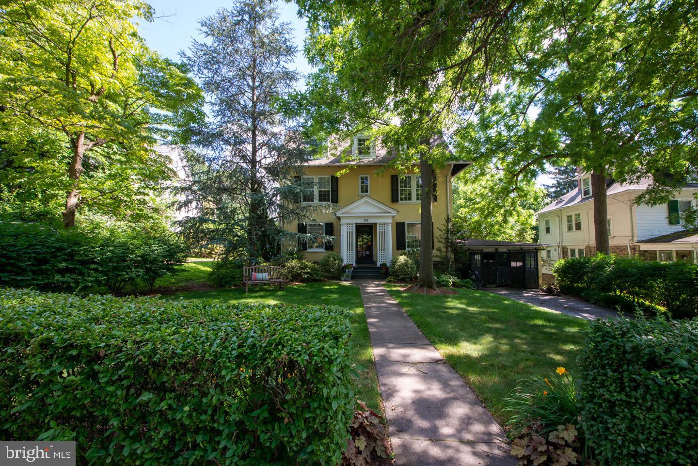 JENKINTOWN - Residential
