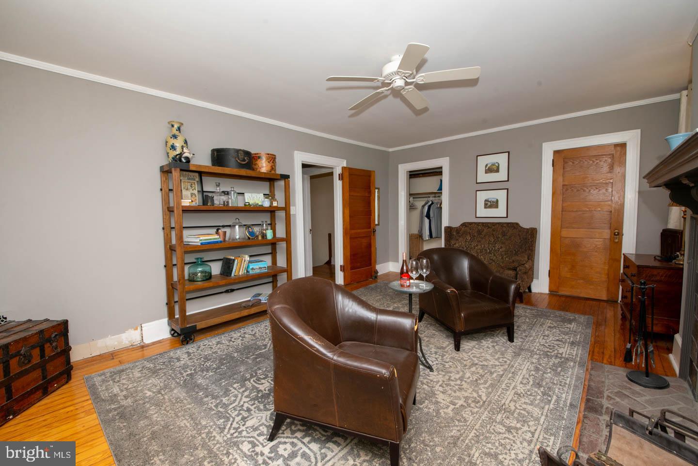 JENKINTOWN - Residential