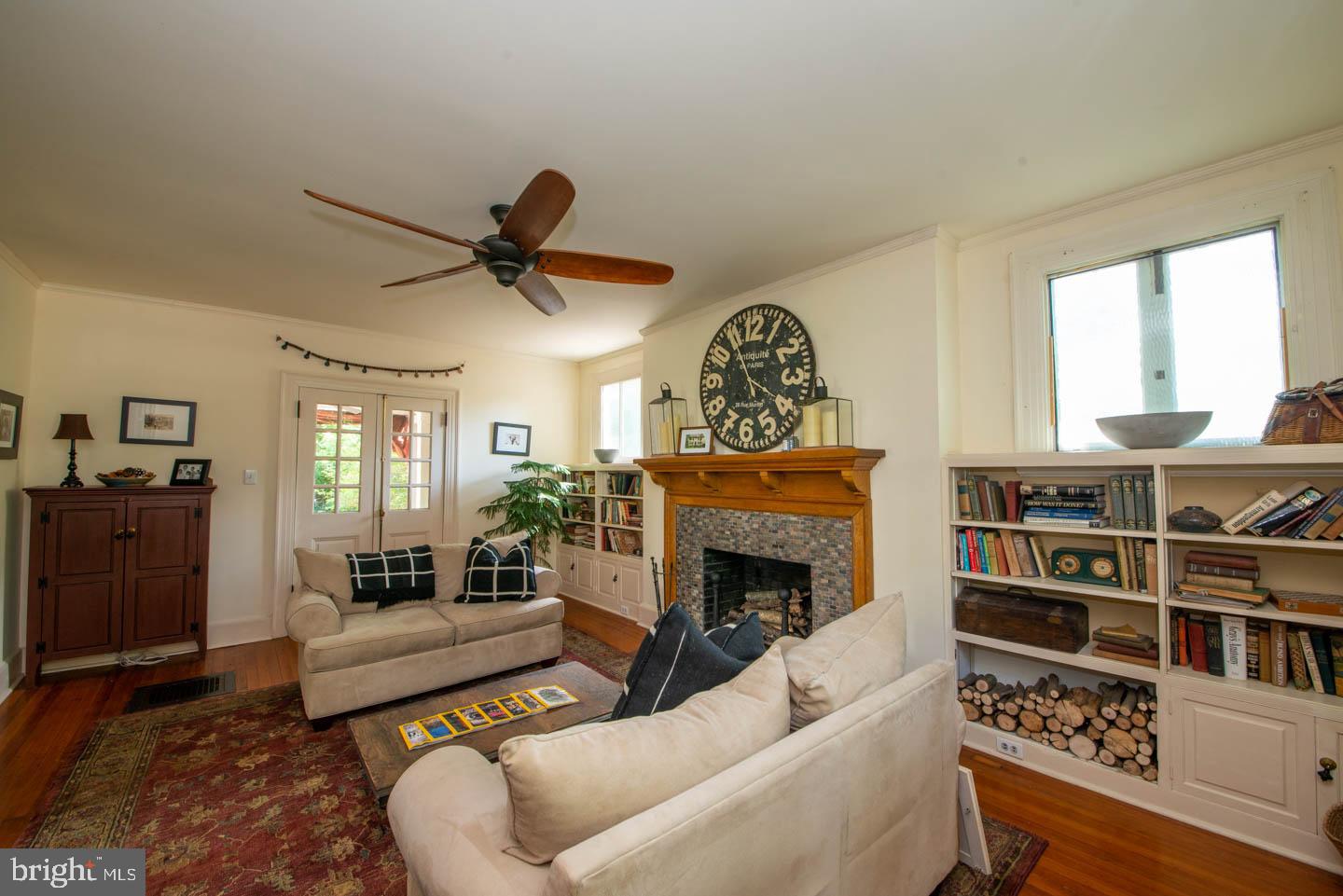 JENKINTOWN - Residential