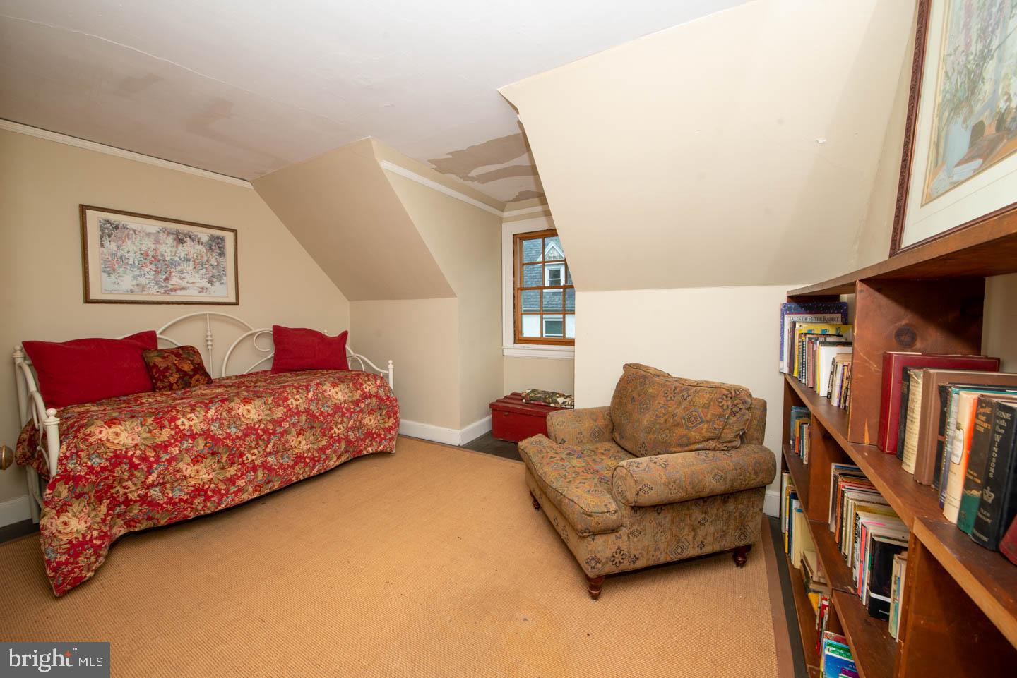 JENKINTOWN - Residential